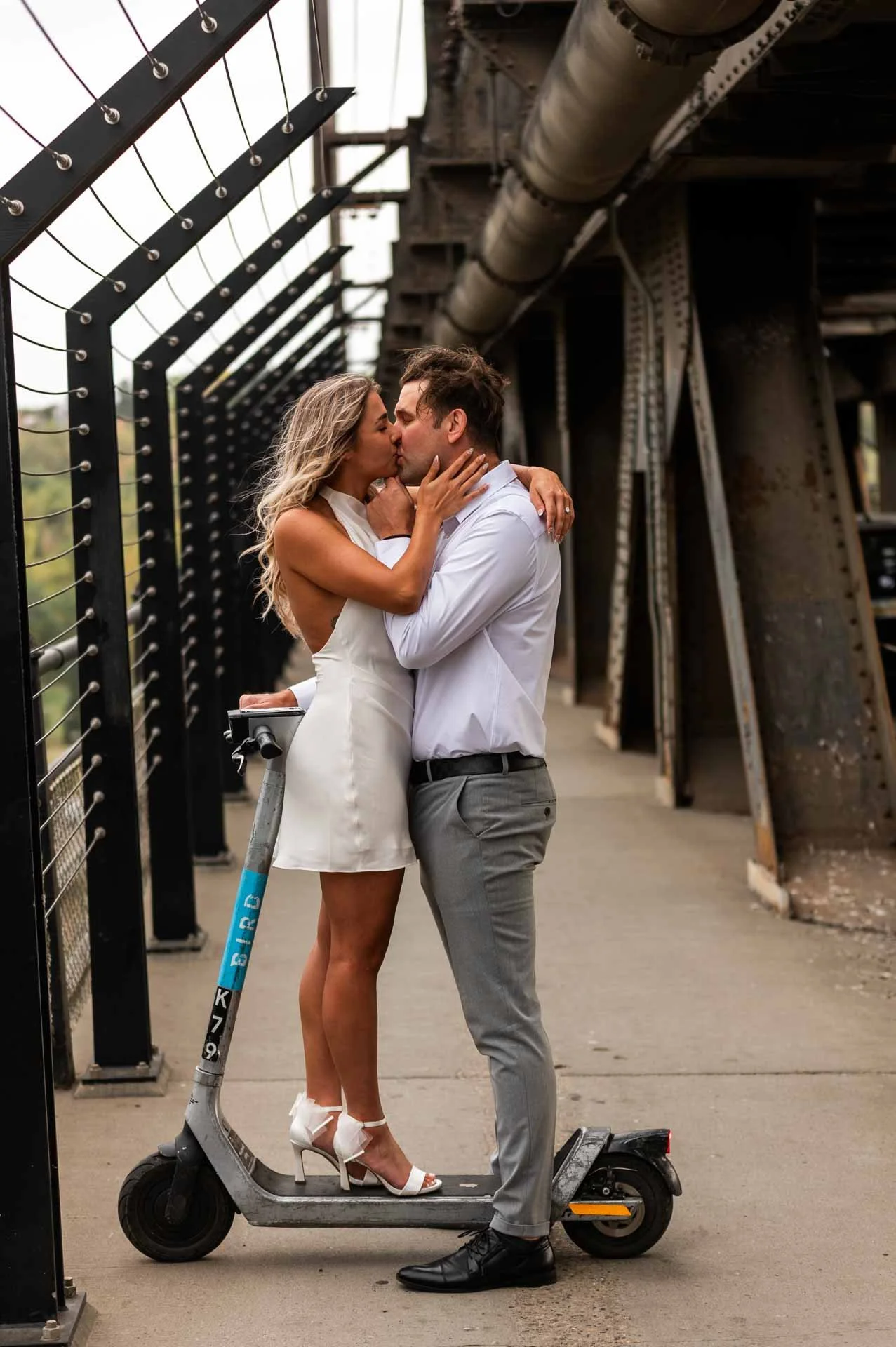 Edmonton-Alberta-Wedding-Engagement-Portrait-Elopement-Photographer-Legislature-High-Level_Bridge-Mallory-James-63.jpg