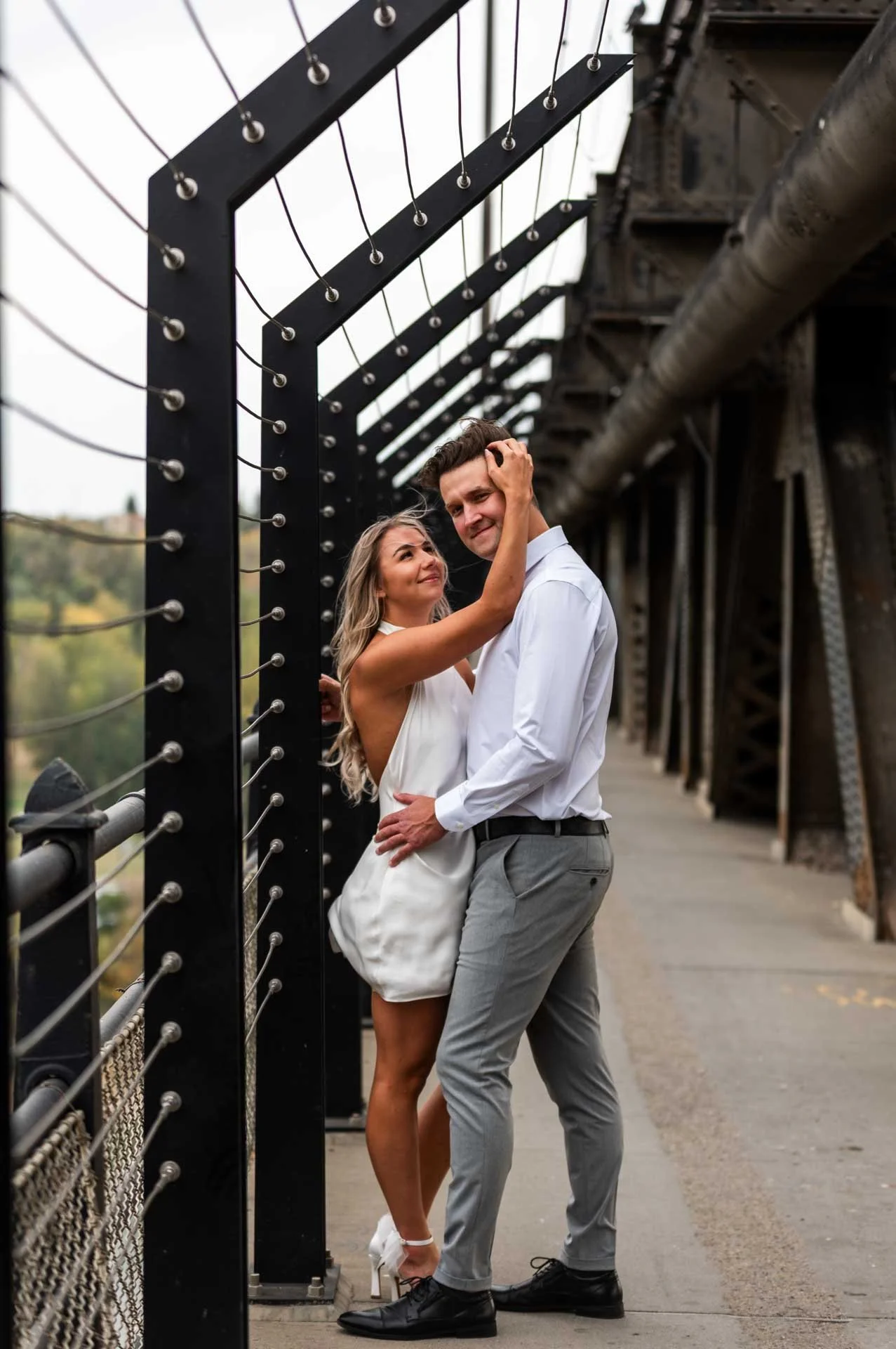 Edmonton-Alberta-Wedding-Engagement-Portrait-Elopement-Photographer-Legislature-High-Level_Bridge-Mallory-James-77.jpg
