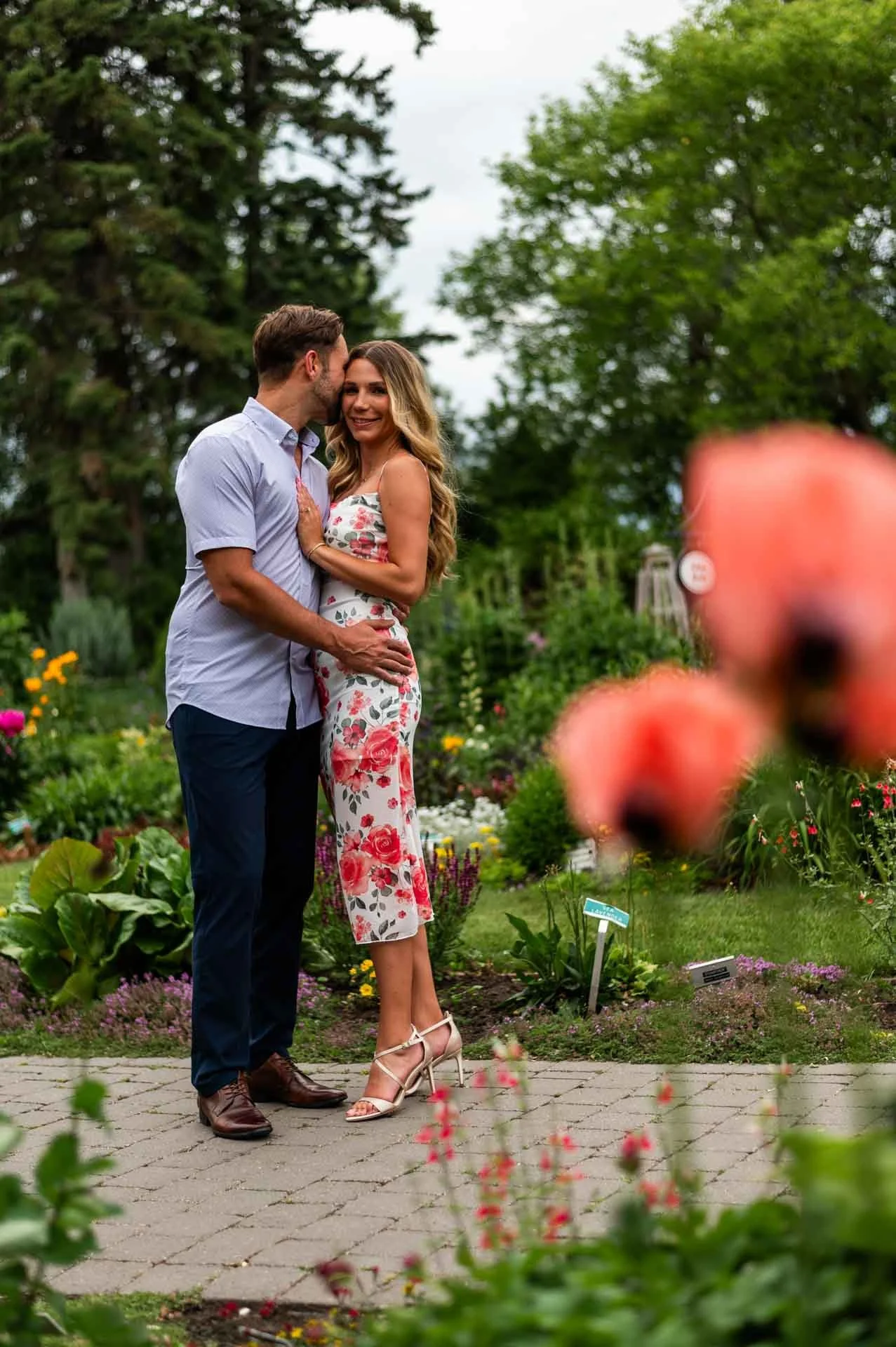 Edmonton-Alberta-Wedding-Engagement-Portrait-Elopement-Photographer-st-albert-botanical-gardens-paula-michael-9.jpg