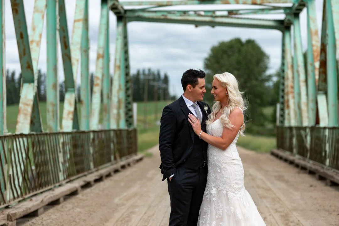 Alberta-Wedding-Elopement-Portrait-Photography-Bentley-Alberta-Jalisa-Brody-2.jpg