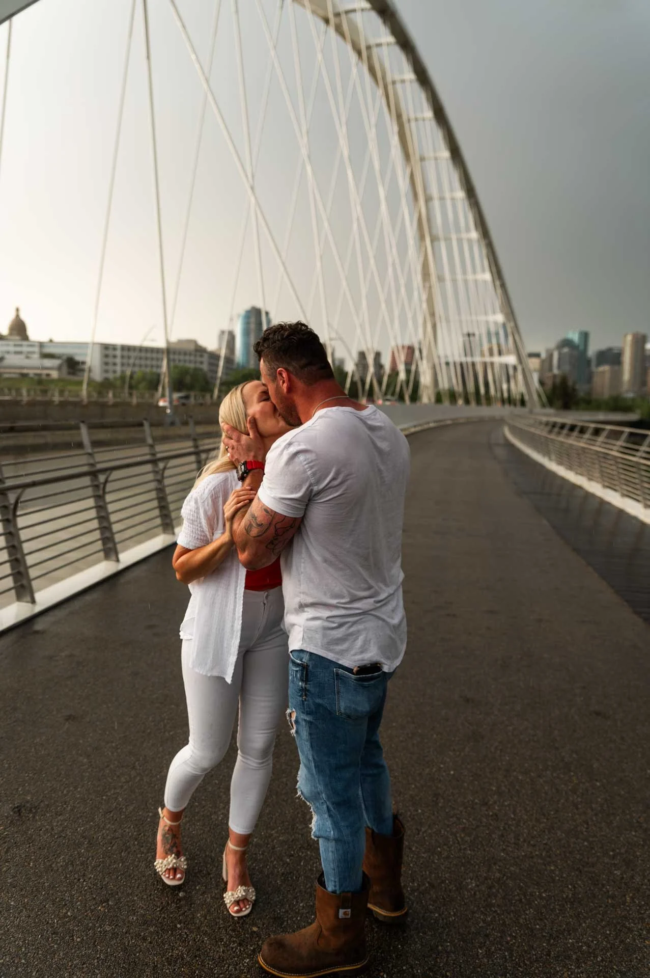 Edmonton-Alberta-Wedding-Engagement-Portrait-Elopement-Photographer-Whyte-Avenue-Walterdale-Bridge-Silvi-Brodie-124.jpg