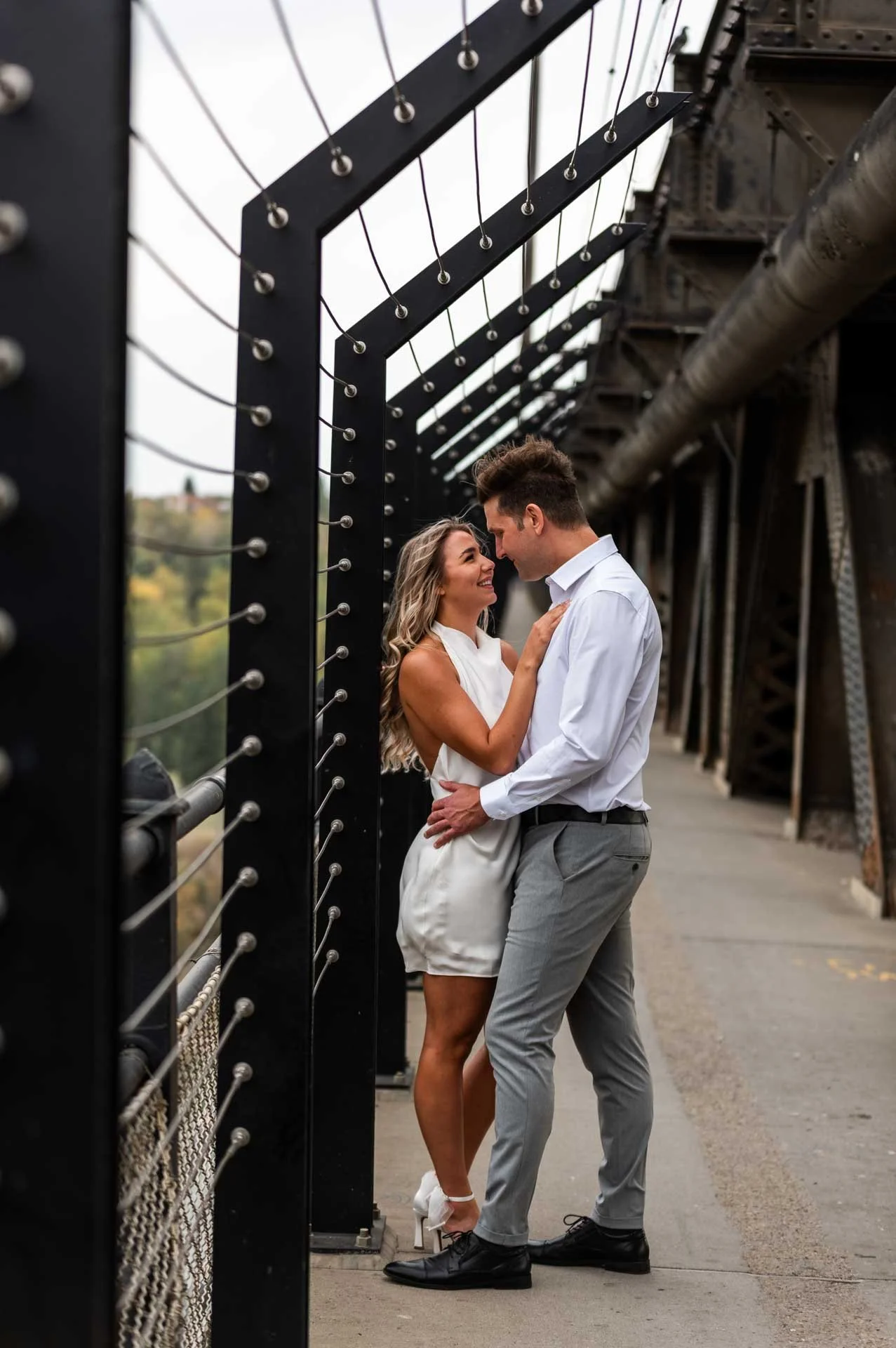 Edmonton-Alberta-Wedding-Engagement-Portrait-Elopement-Photographer-Legislature-High-Level_Bridge-Mallory-James-80.jpg