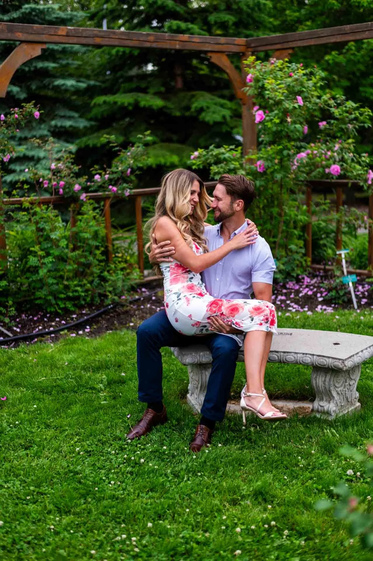 Edmonton-Alberta-Wedding-Engagement-Portrait-Elopement-Photographer-st-albert-botanical-gardens-paula-michael-102.jpg