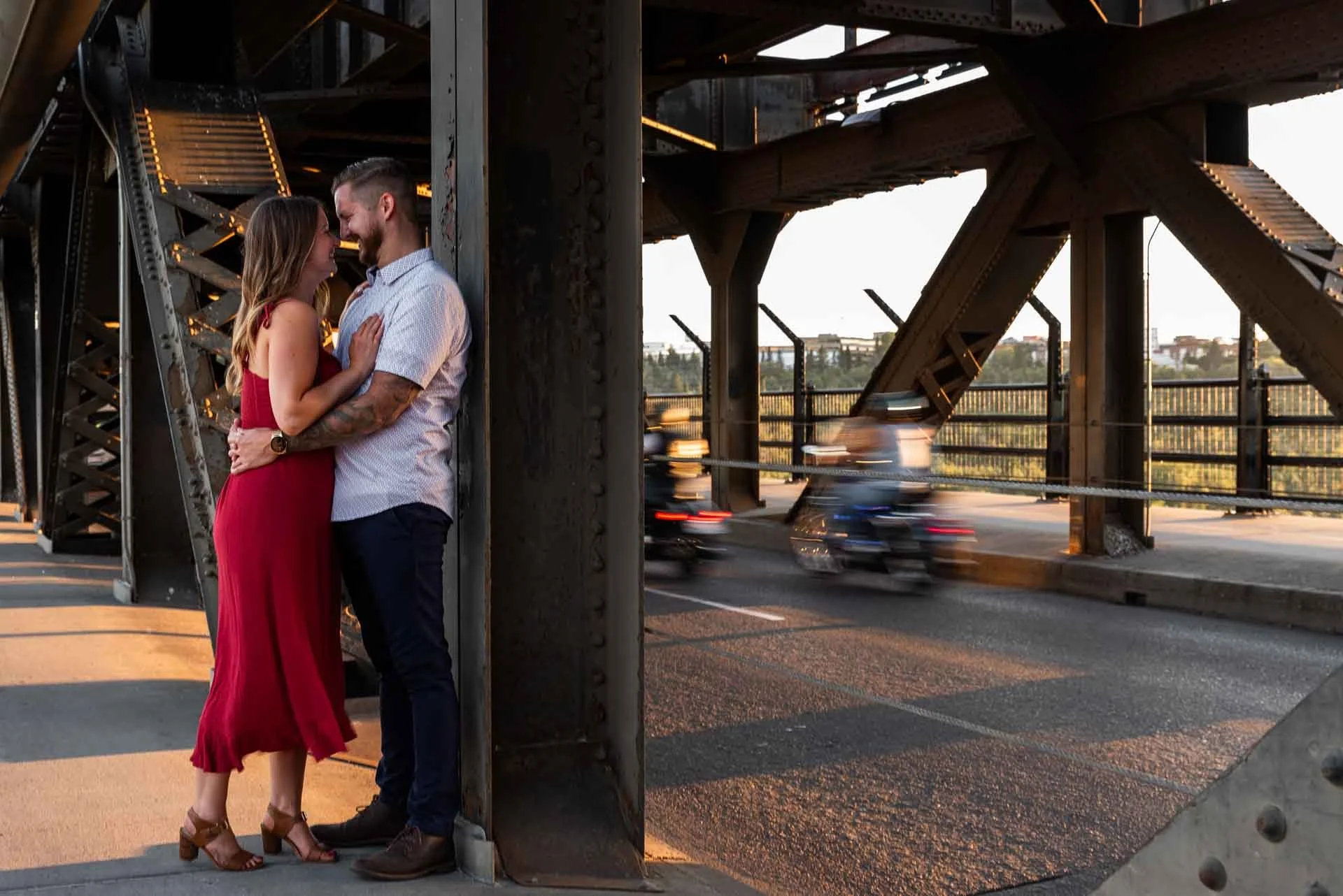 Edmonton-Alberta-Wedding-Engagement-Portrait-Elopement-Photographer-UofA-High-Level-Bridge-Andrea-Ryan-80.jpg