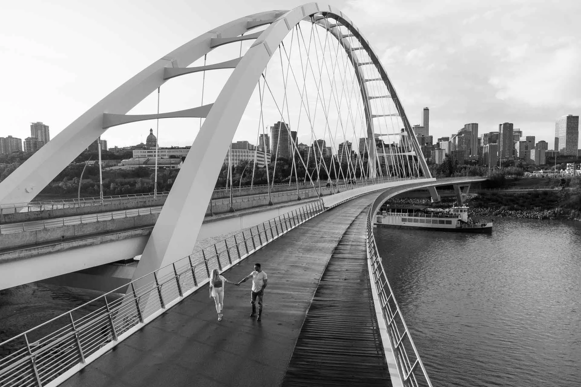Edmonton-Alberta-Wedding-Engagement-Portrait-Elopement-Photographer-Whyte-Avenue-Walterdale-Bridge-Silvi-Brodie-139.jpg