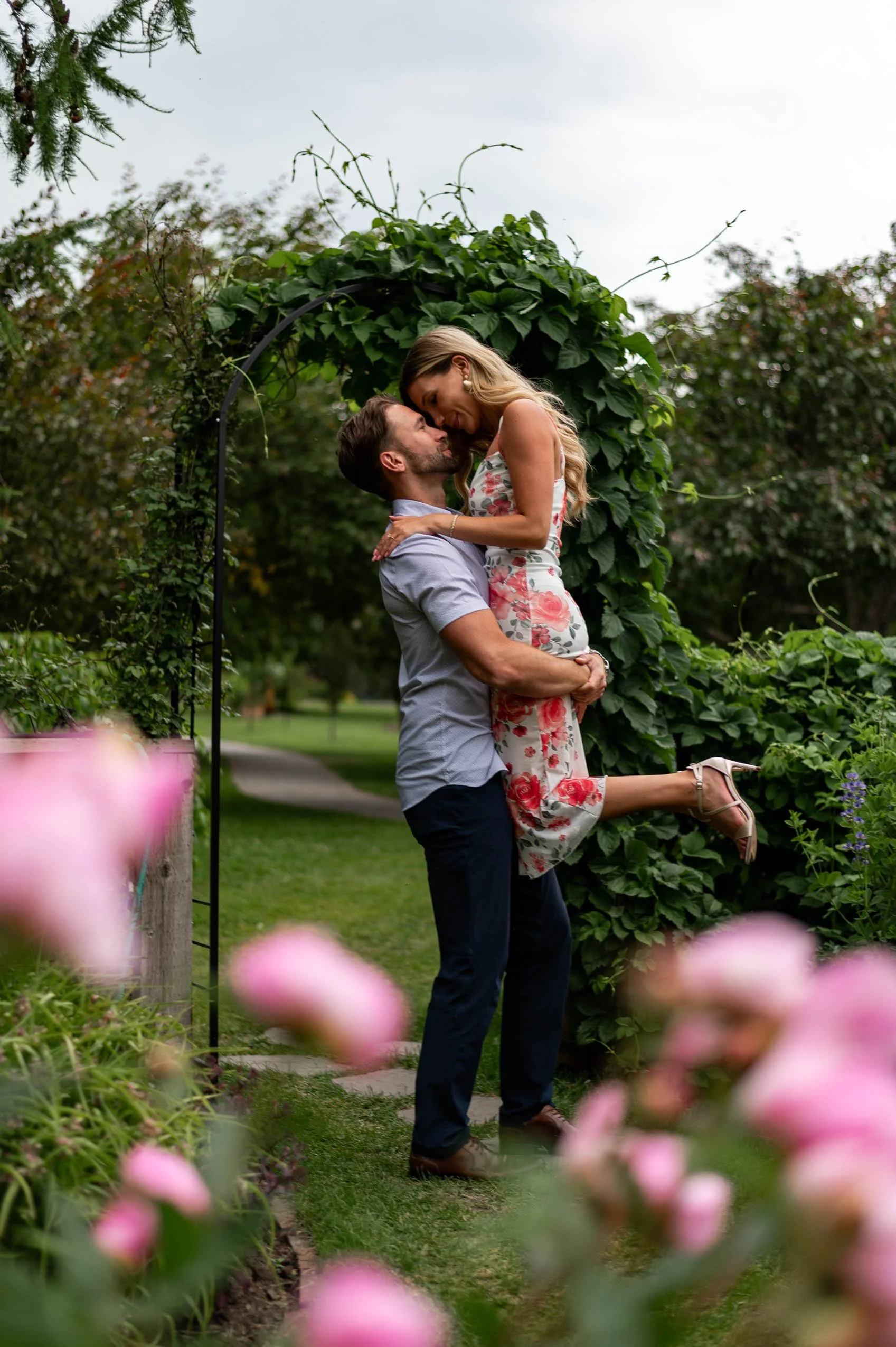 Edmonton-Alberta-Wedding-Engagement-Portrait-Elopement-Photographer-St-Albert-Botanic-Garden-Paula-Michael-135.jpg