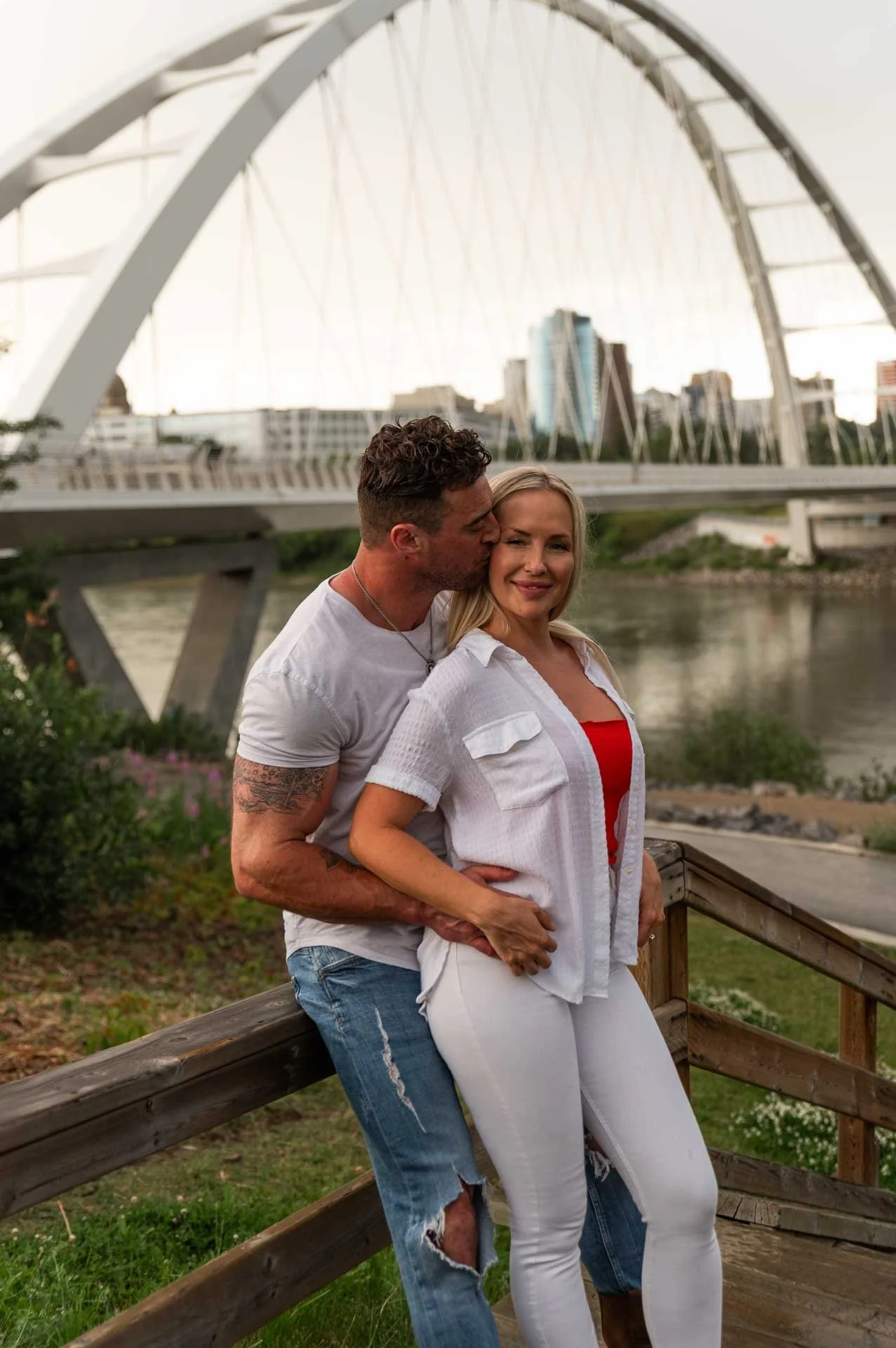 Edmonton-Alberta-Wedding-Engagement-Portrait-Elopement-Photographer-Whyte-Avenue-Walterdale-Bridge-Silvi-Brodie-94.jpg