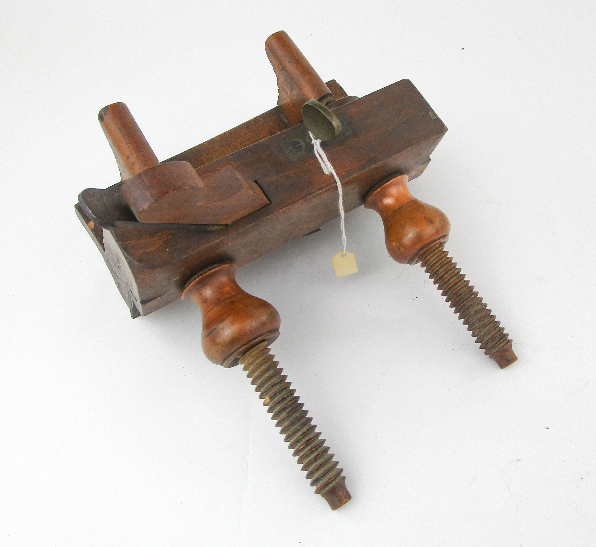 HUH1353-4.jpg