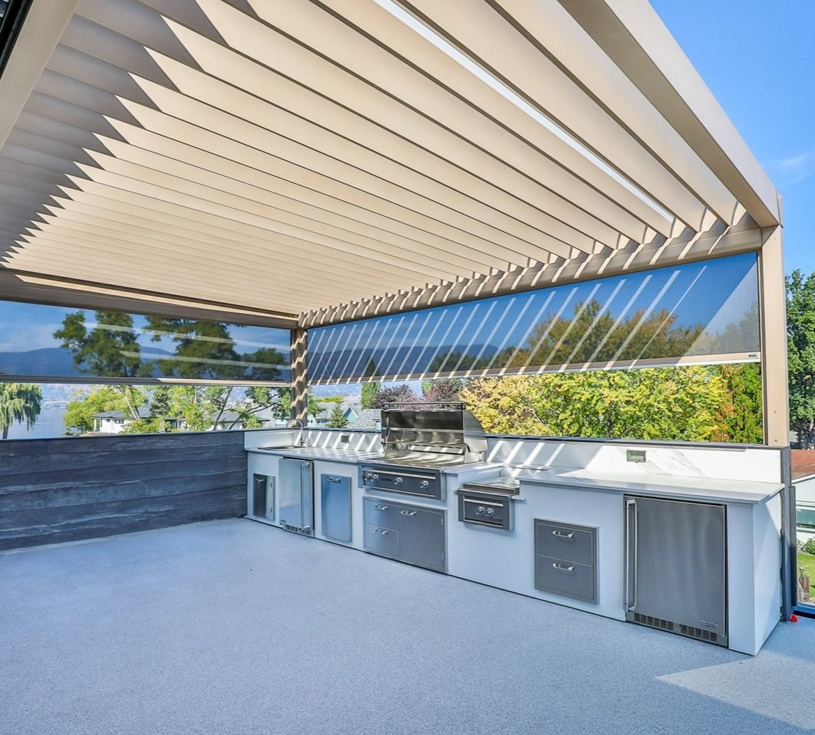 Custom-Alba-by-Bella-Outdoor-Living-in-Canada.jpg