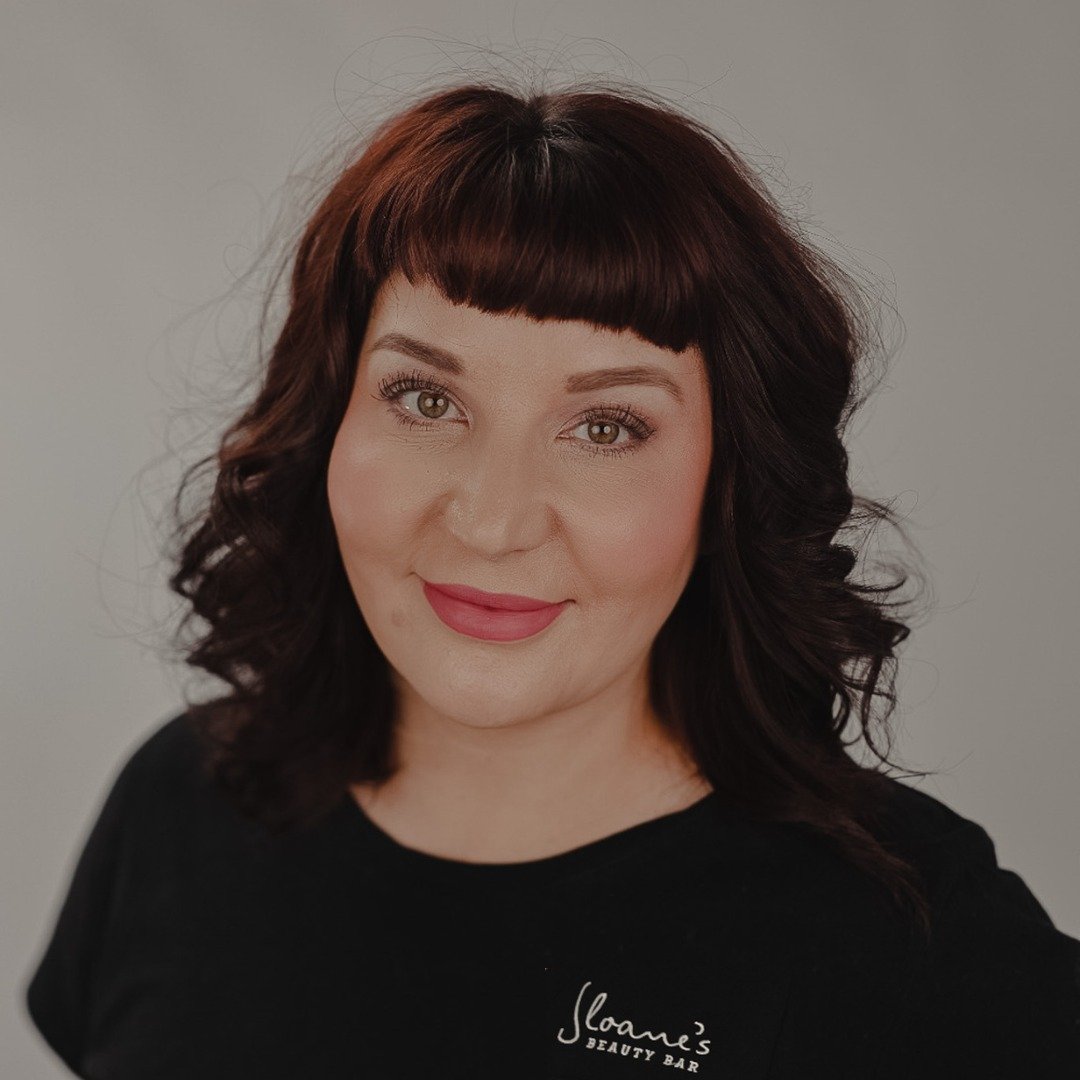 🌟 Introducing our North Loop Advanced Practice Aesthetician Lead, Alysha Wollak! With over 20 years of experience, Alysha brings a wealth of expertise to the table. Certified in various modalities, including lasers, chemical peels, and microneedling