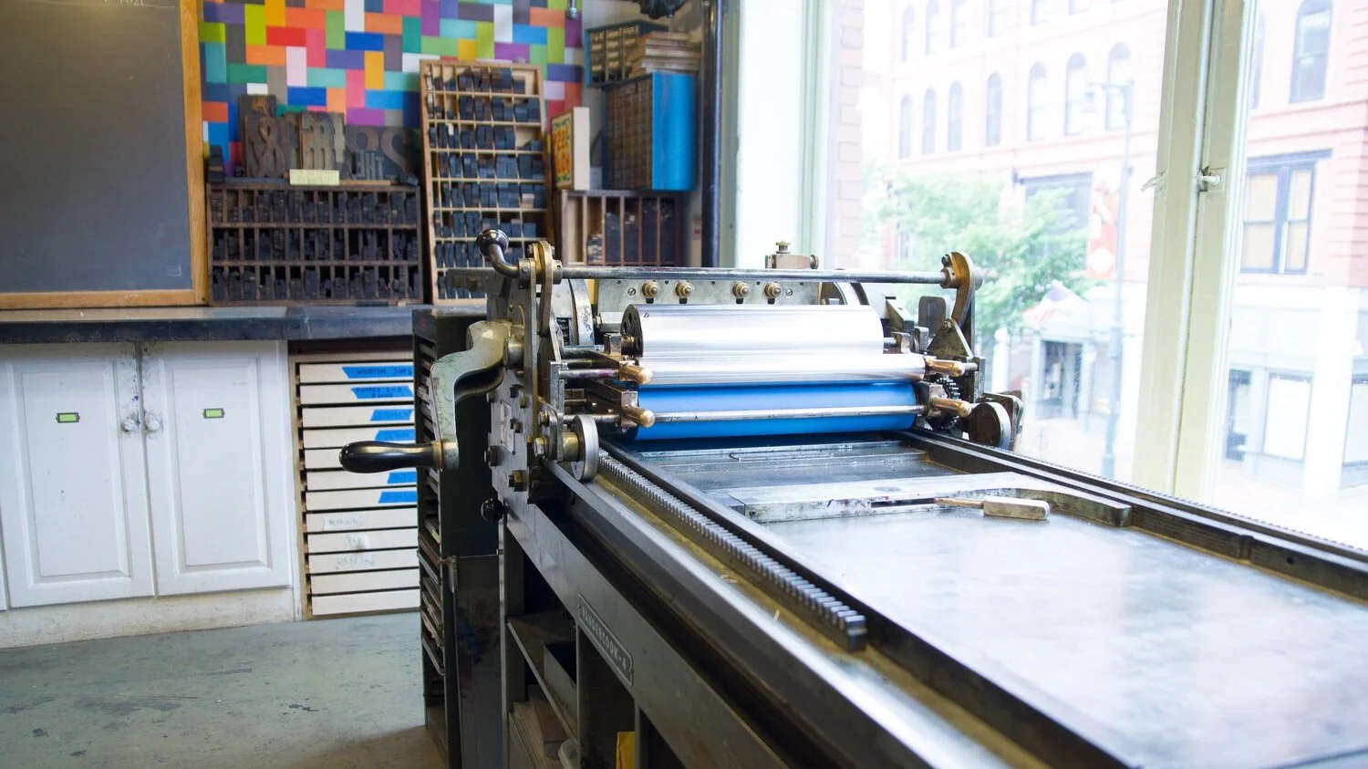 vandercook 4, 15x20 bed.jpg