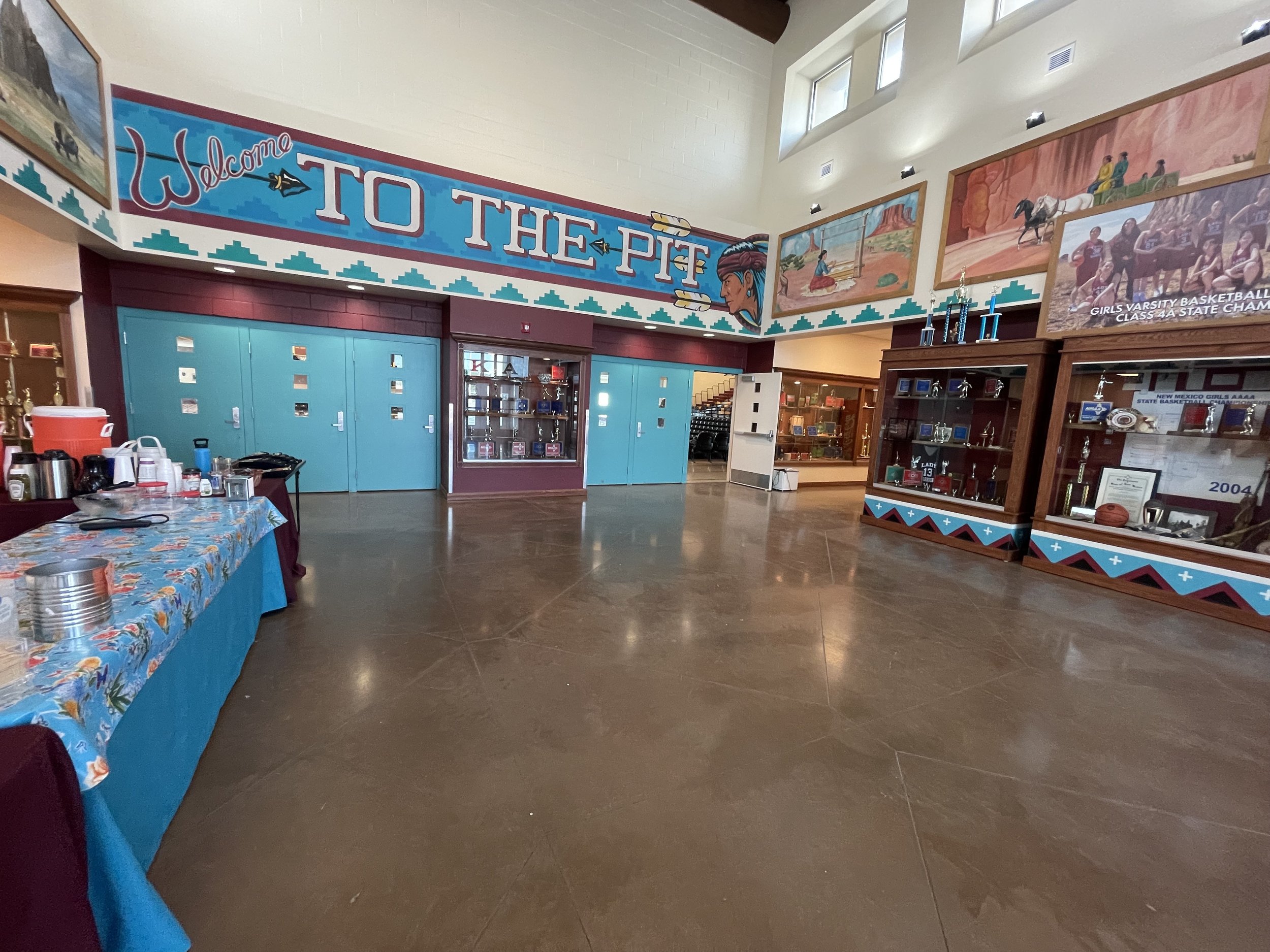 LOBBY4.jpg
