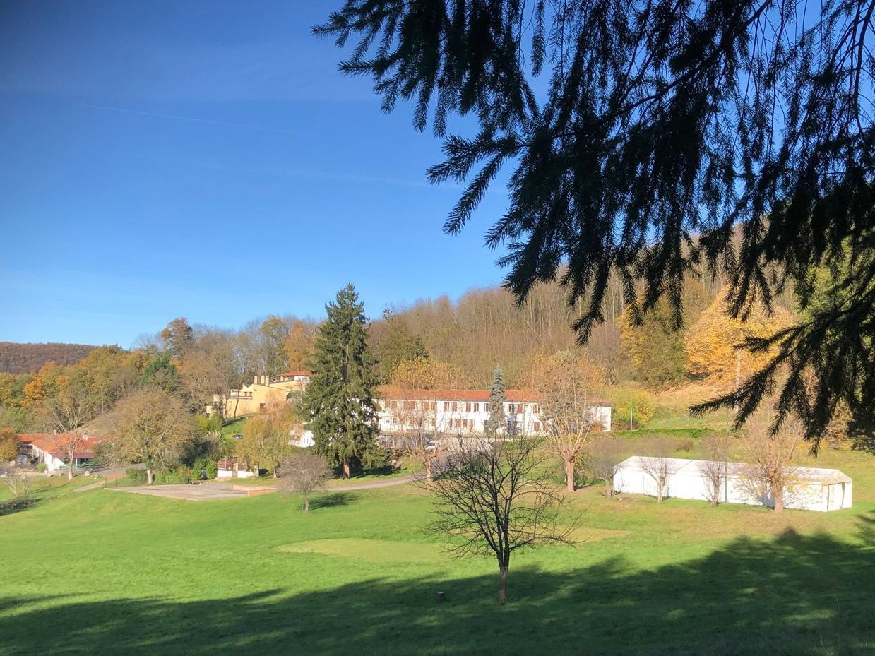 A New Dhamma Center in the Pyrenees (France):
A new chapter for Vipassana in France is unfolding. A property in Labroquère, in the foothills of the Pyrenees, has been identified for what could become the country’s second meditation cent
