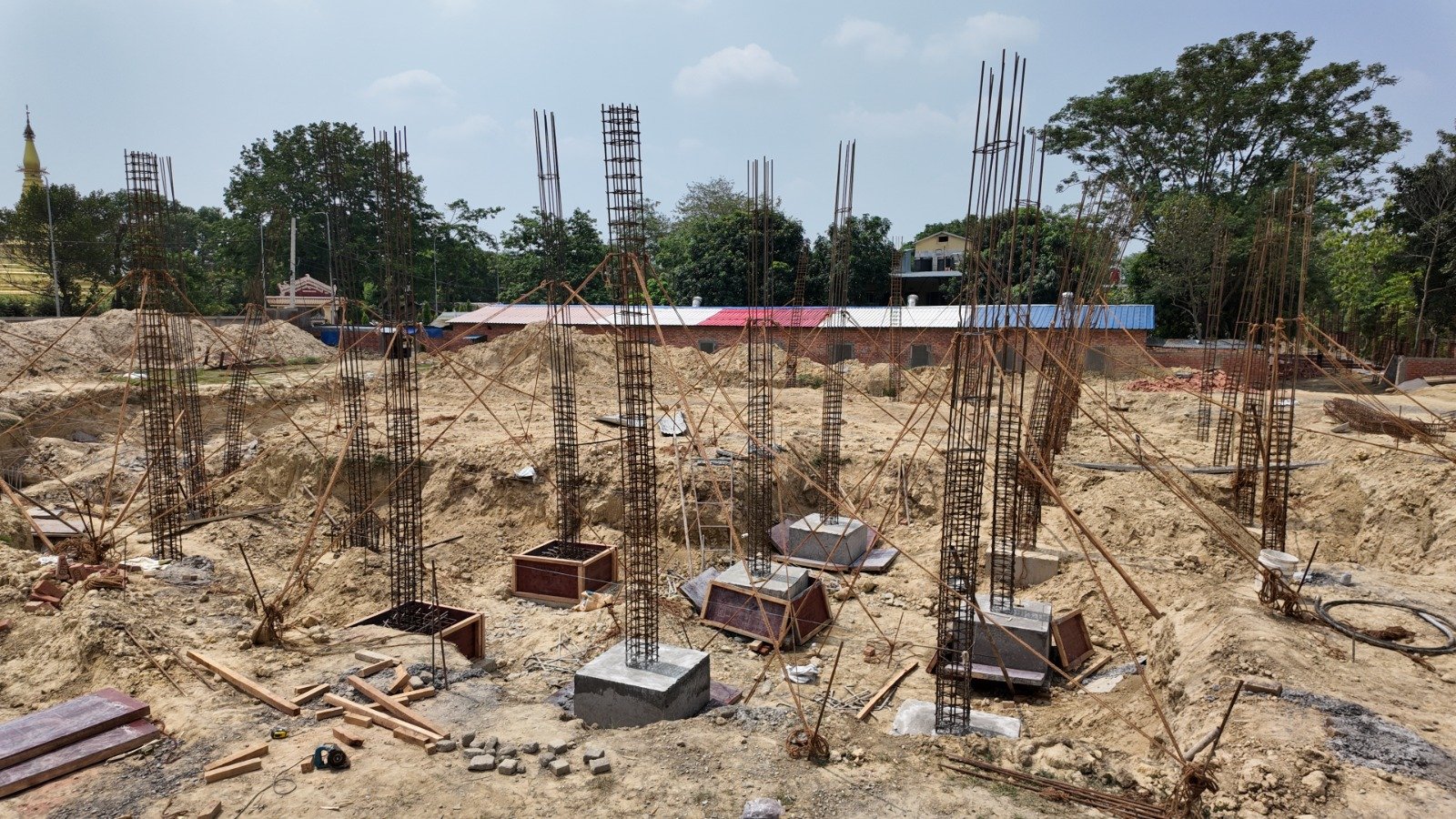Nourishing the Roots of Dhamma in Nepal:
Filled with joy and metta, we are sharing the latest photos from Dhamma Janani, the Vipassana center nestled in the sacred birthplace of Gotama the Buddha.
The expansion project continues to bear fruit. Fol