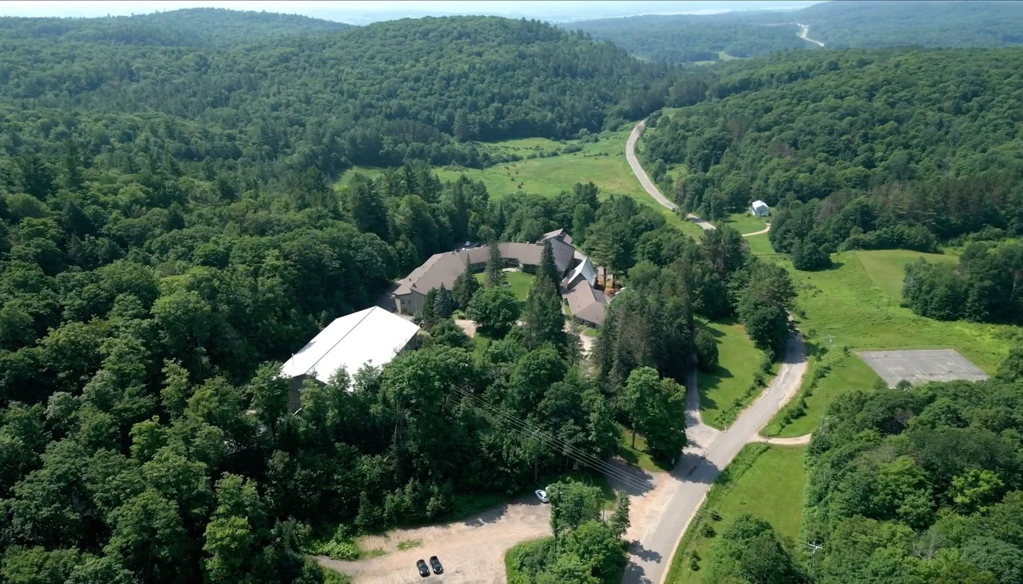 Essential Repairs Completed at Dhamma Suttama, Canada:
Nestled in a tranquil valley between Montréal and Ottawa/Gatineau, Dhamma Suttama, "the best of Dhamma," offers a peaceful refuge for over 3,500 of students each year.
We are h