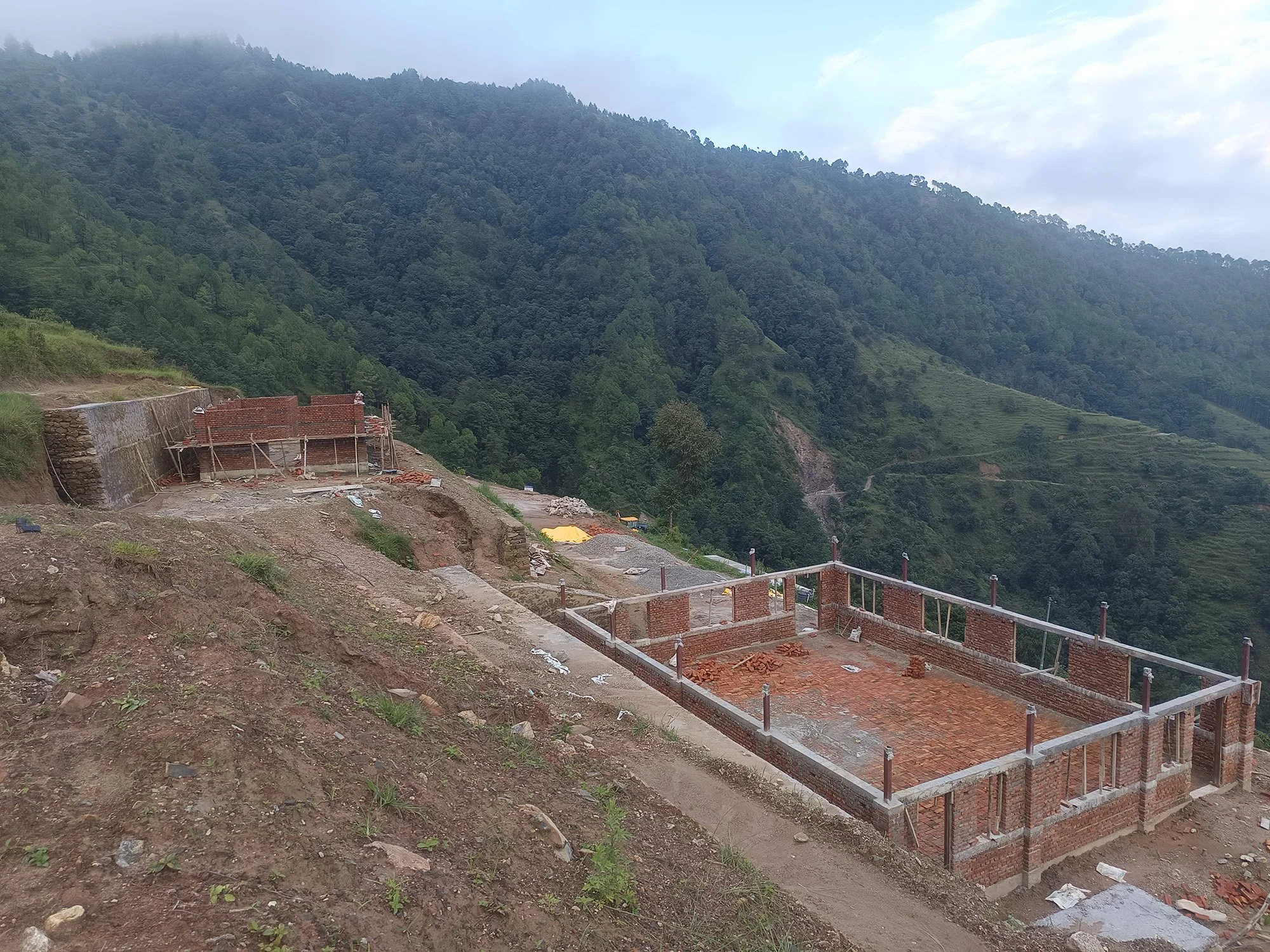 Dhamma Hall construction