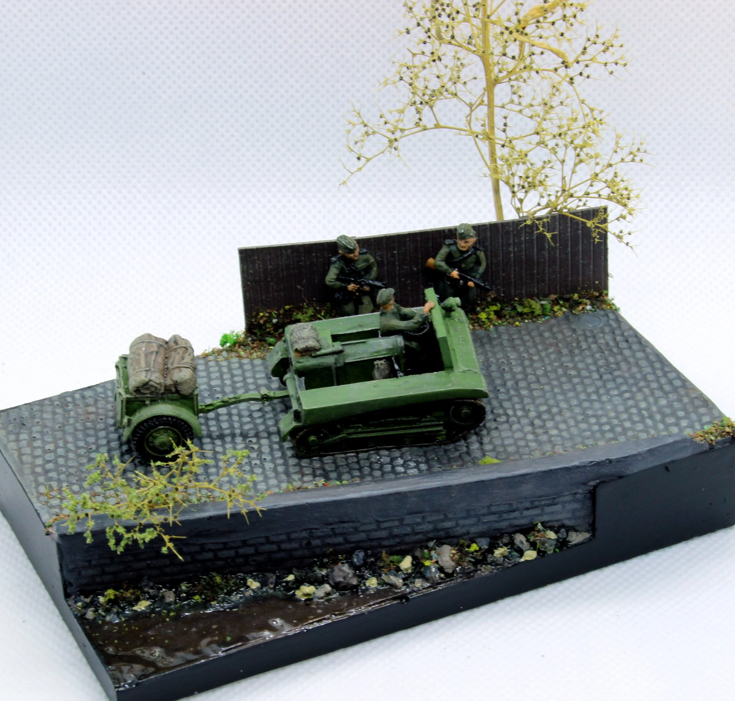 Landmark Models C2P Tractor and Trailer kit - Display 3.JPG