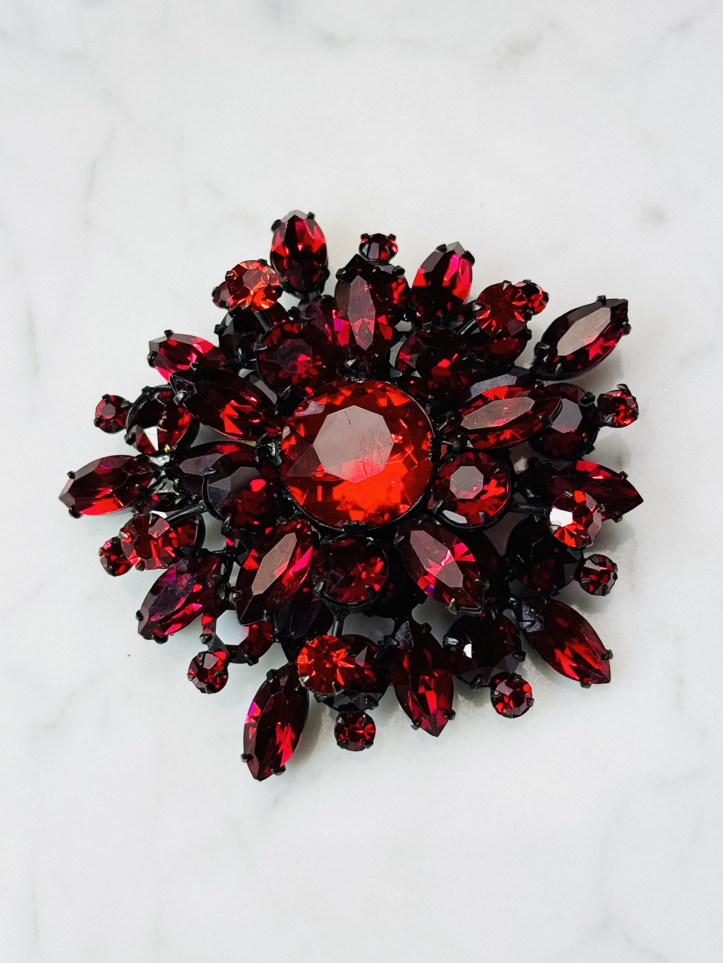 1950s red rhinestone brooch