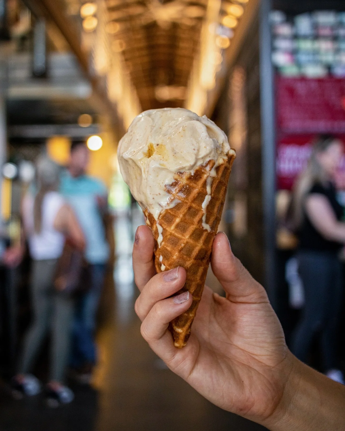 Burnt Honey is back!!

A honey ice cream with honeycomb &amp; chocolate shavings🐝

So good that I couldn&rsquo;t resist taking a bite before the picture.

Available all of February!