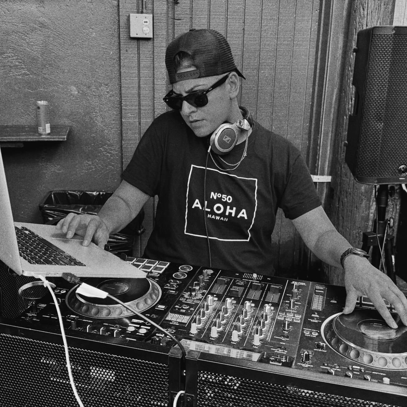 SUMMER VIBES HAVE ARRIVEDDDDD 🗣️ Sunday Funday: Memorial Day Edition. Energy was high 🔥☀️@number_one_fifth&hellip; 🙏🏼❤️ 

Thanks for the photo @rcthat 🥰