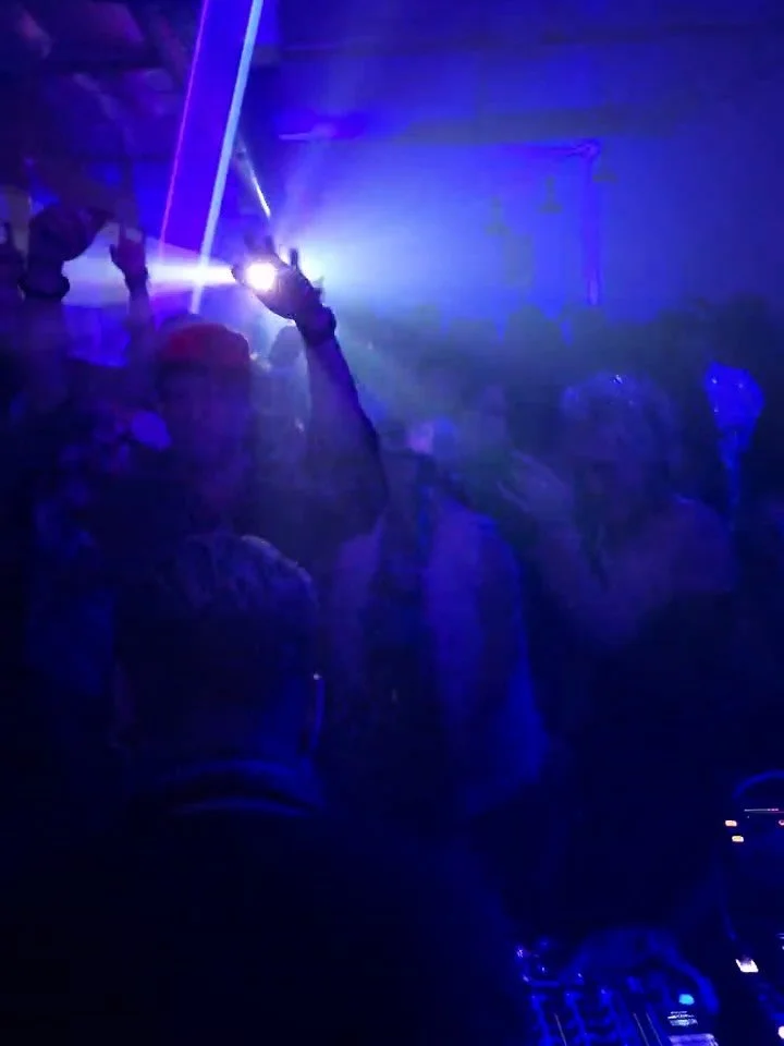 In my natural habitat 🤌🏽 #NYE #flowstate

@westcoastwkndr @danceklassique 
Thank you for including me on this amazing lineup. The energy was amazing, feeling grateful and looking forward to seeing what the new year brings for all of us. I love you 