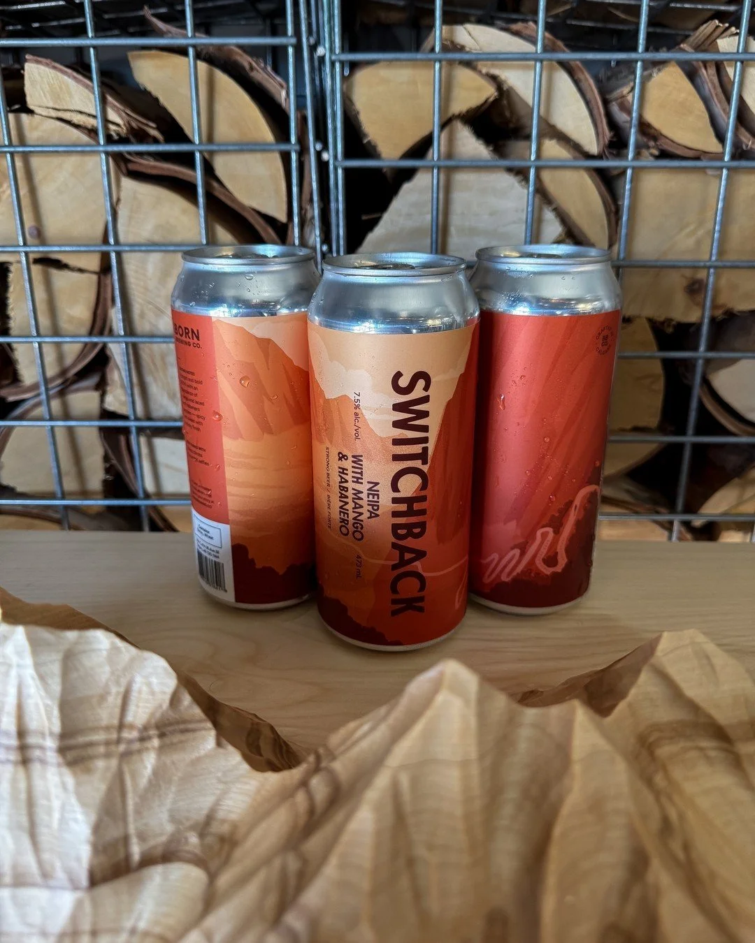 WHERE TO FIND SWITCHBACK

Switchback NEIPA with Mango + Habanero has been fully released to the wild, so here is where you can find it if you're lucky!

CALGARY:
@collectivecraftbeershop
@marketwines.yyc Farmers Market, West, University District
@roc