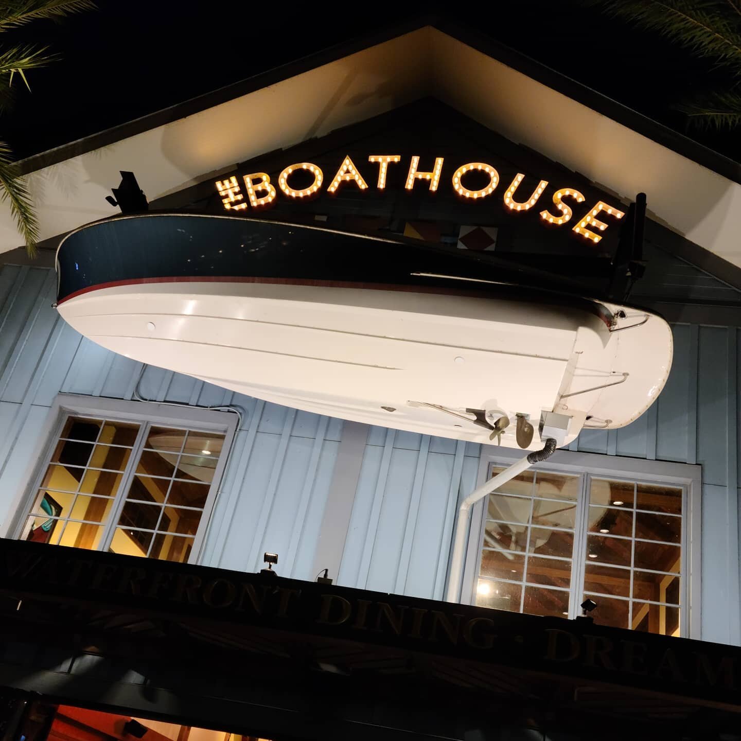Disney Springs never disappoints! Love the vibrant atmosphere here.

This time I tried The Boathouse Restaurant and I would highly recommend this one! The grouper was fantastic and so was the dessert.

#disney #disneyland #disneyworld #disneygram #di