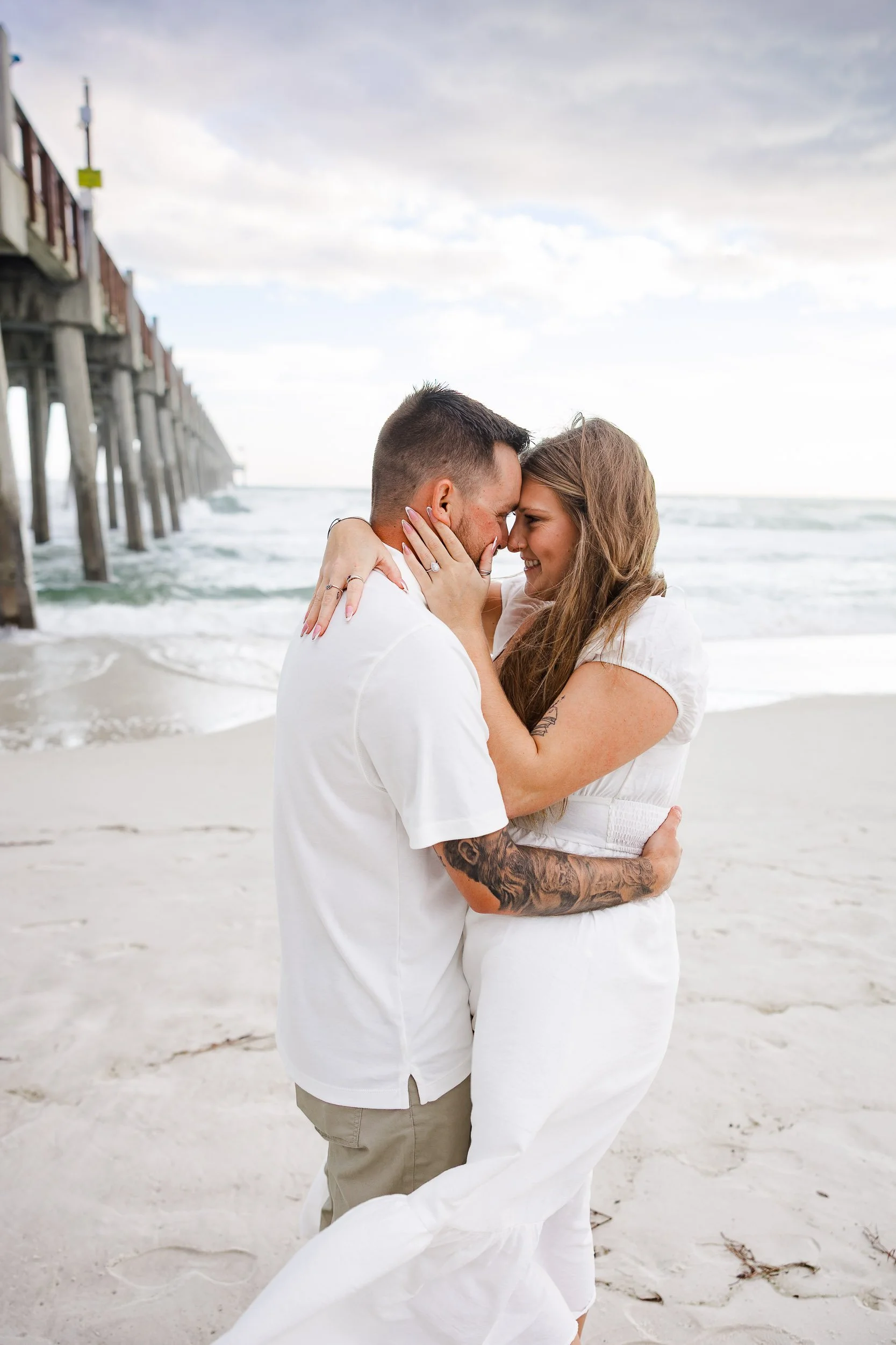 pensacola-beach-pier-engagement-session--20.jpg