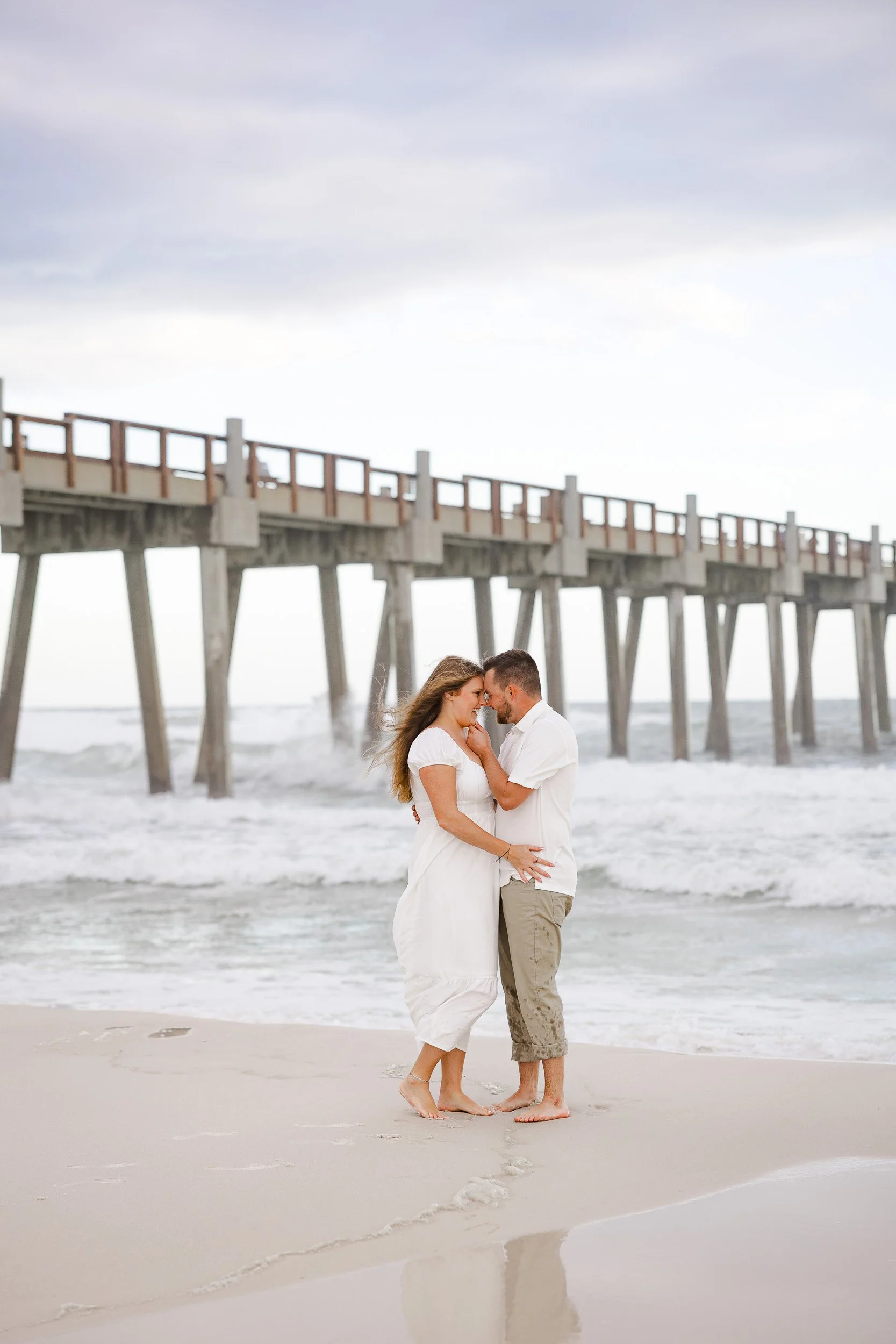 pensacola-beach-pier-engagement-session--31.jpg