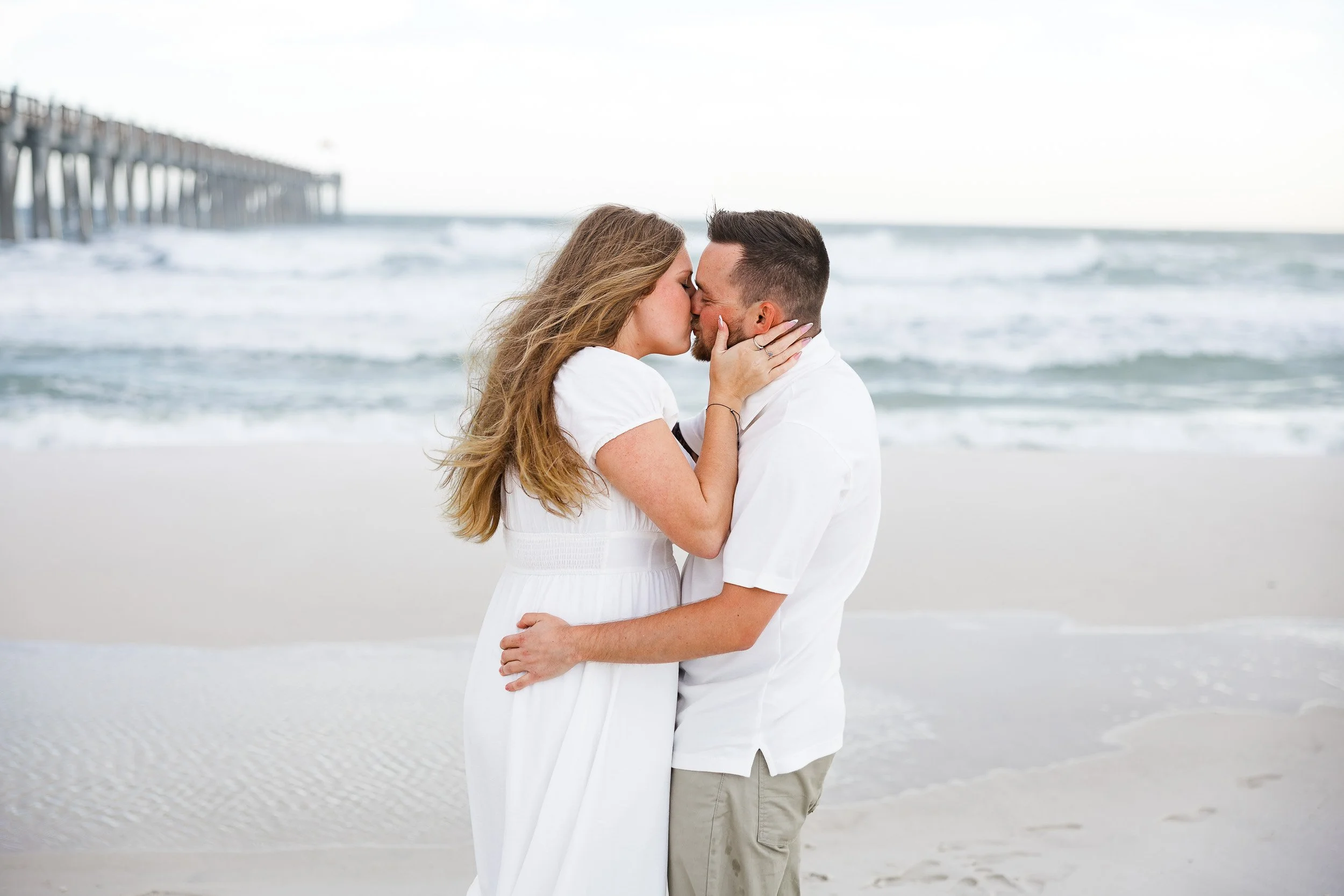 pensacola-beach-pier-engagement-session--38.jpg