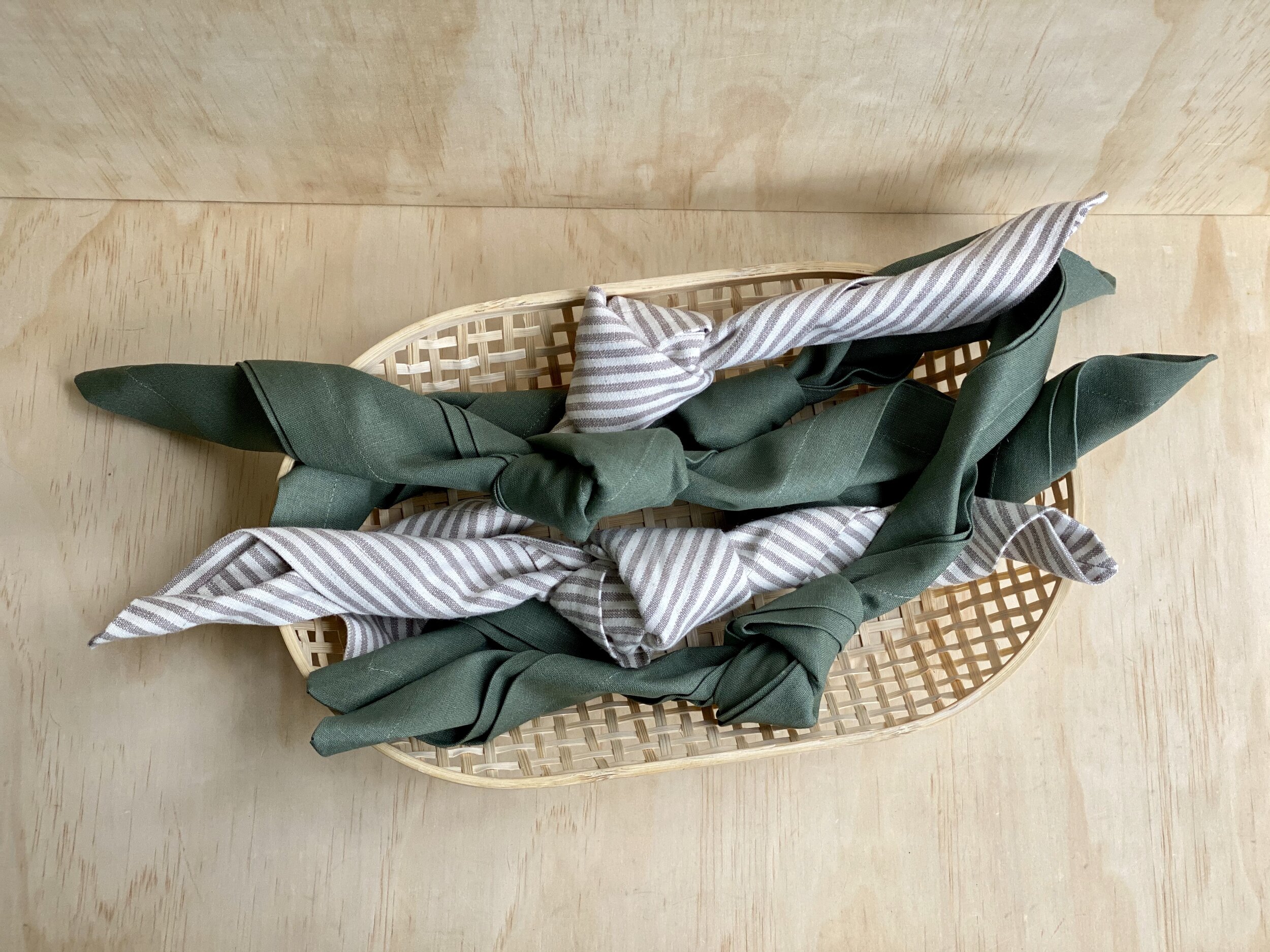 HarbourPublic_Napkin_Arugula_0007.jpeg
