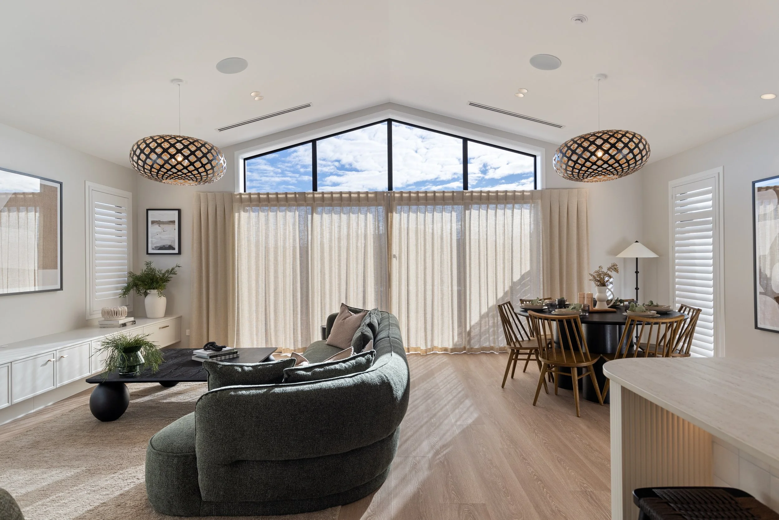 1-AK Creative_Window Trendz_3 Springwater Drive-01.jpg