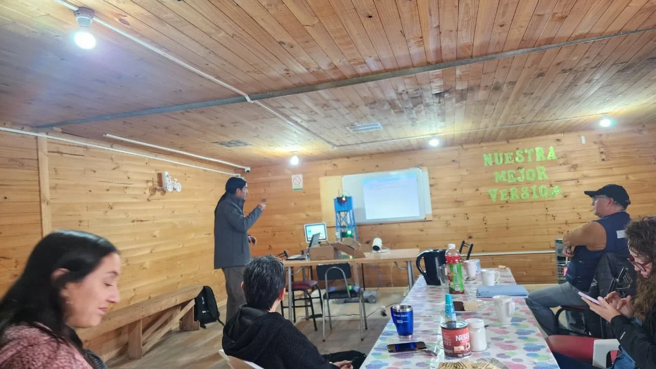 Capacitación Oficial  en Telemetría y Medidores Digitales para 35 APRs (SSRs) Región de Ohiggins 