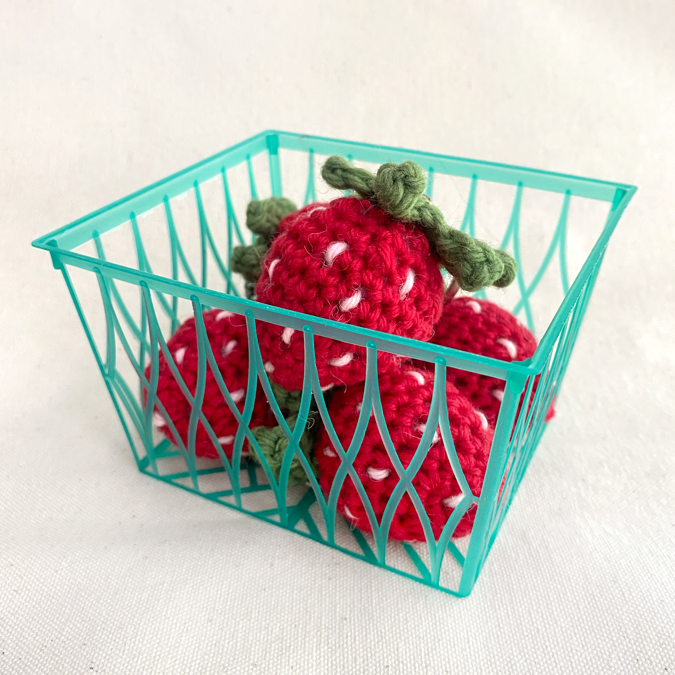 cyen_strawberries_02.png
