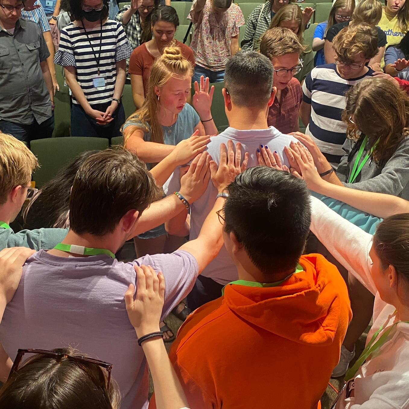 WE LOVE RAY CHANG!! Join us at chapel tomorrow to honor Ray as he transitions out of Wheaton. 
Also, don&rsquo;t forget to join a small group!! Tomorrow is the last day. Visit the link in our bio to learn more and sign up.
#mywheaton
