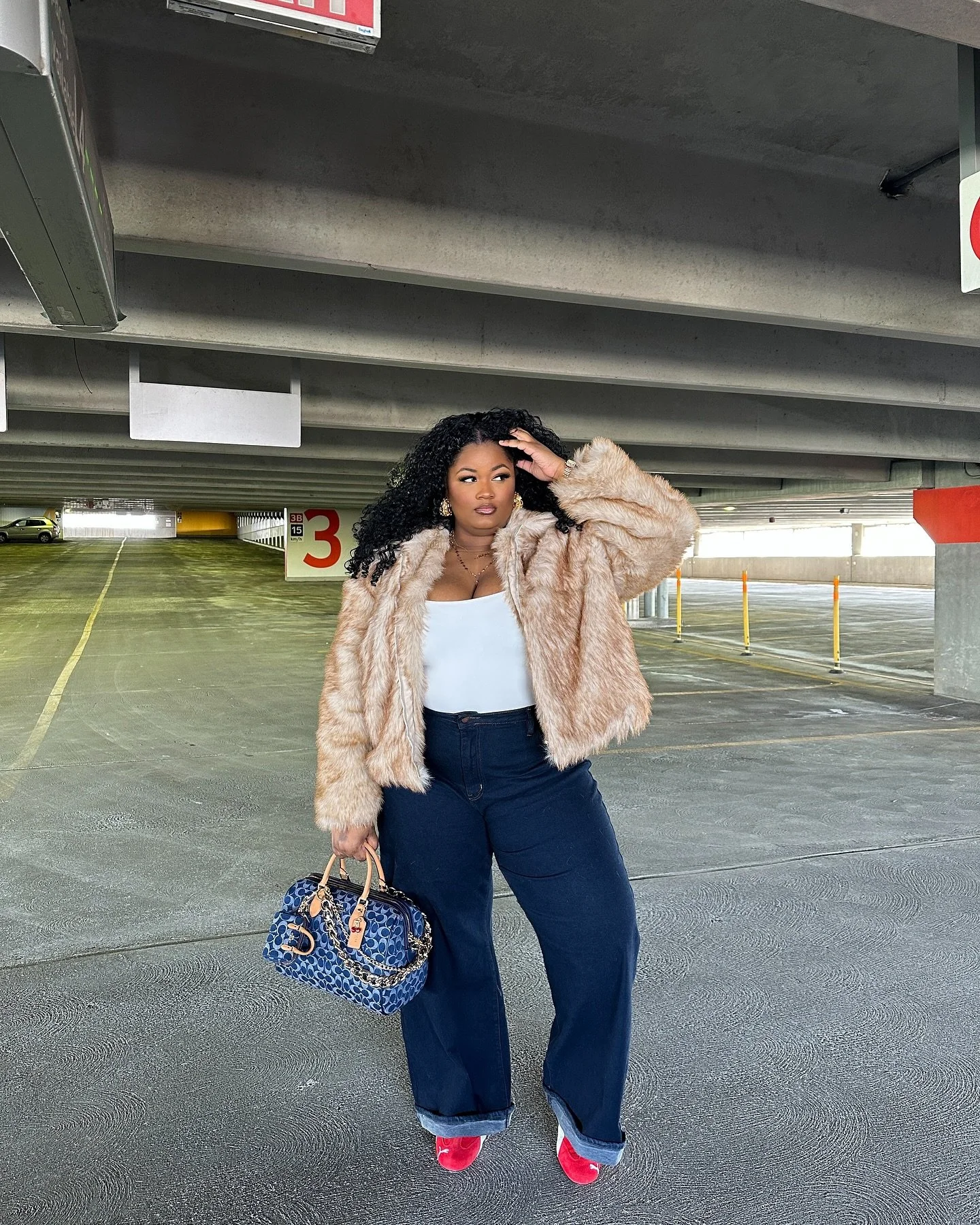 not showing off, just showing up 🍒

#plussizefashion #plussizestyle #ootd #outfitideas