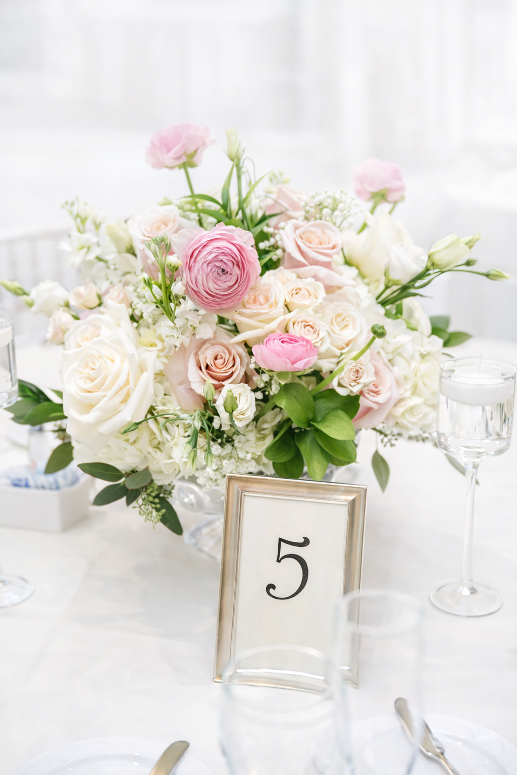 low wedding centerpiece 