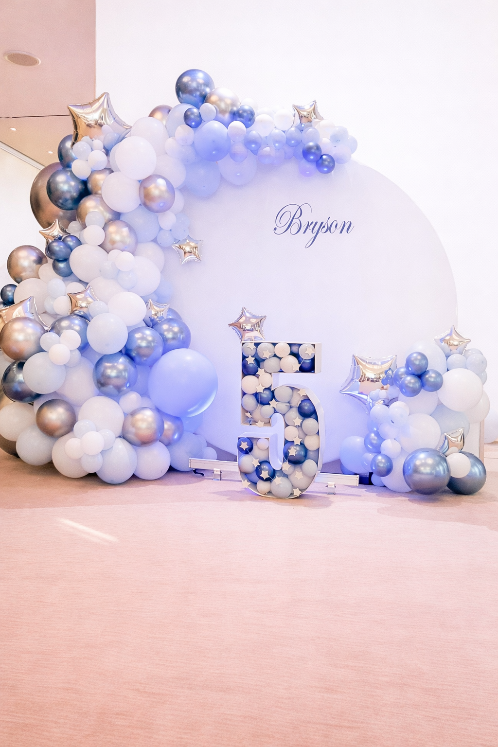 1st birthday backdrop, round arch, light balloon garland  