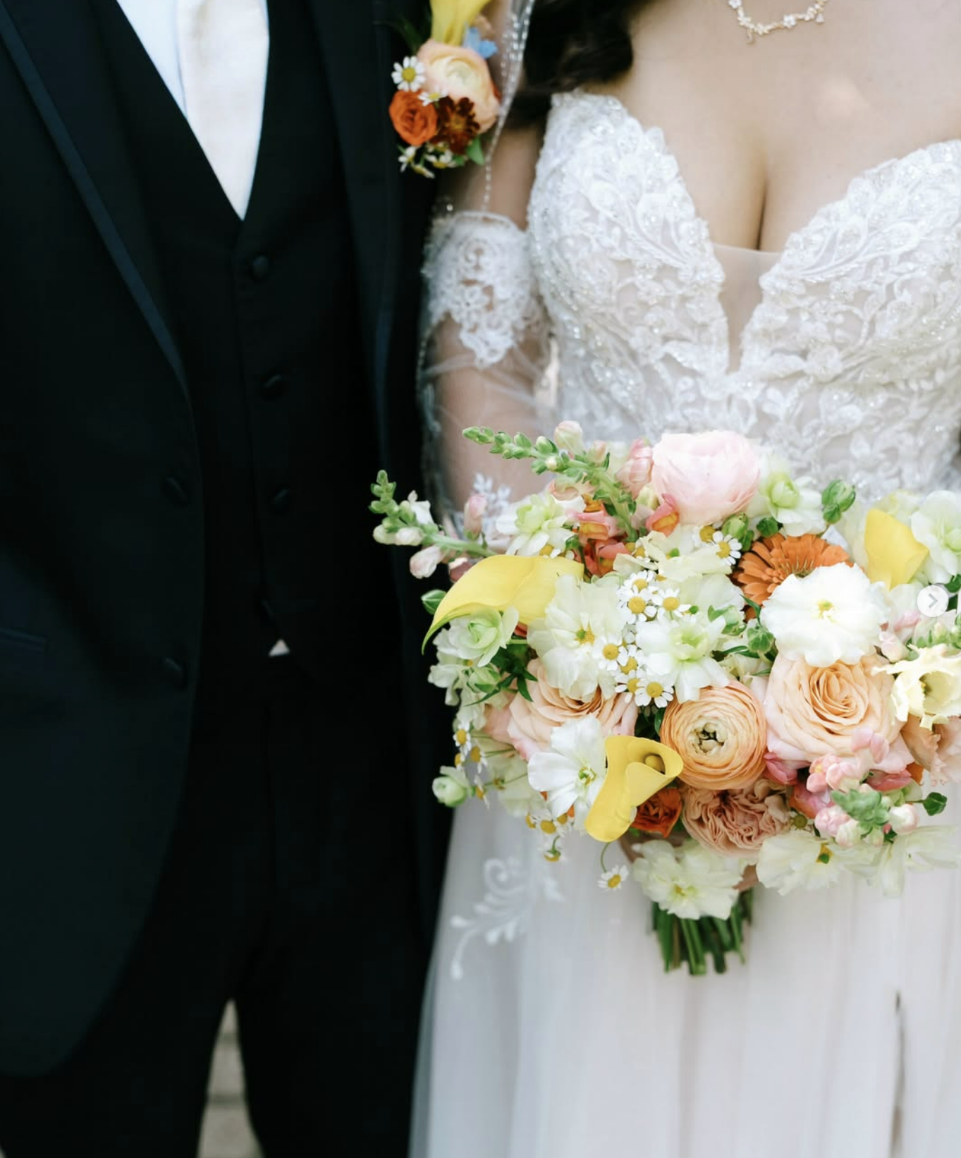 sunset bridal bouquet