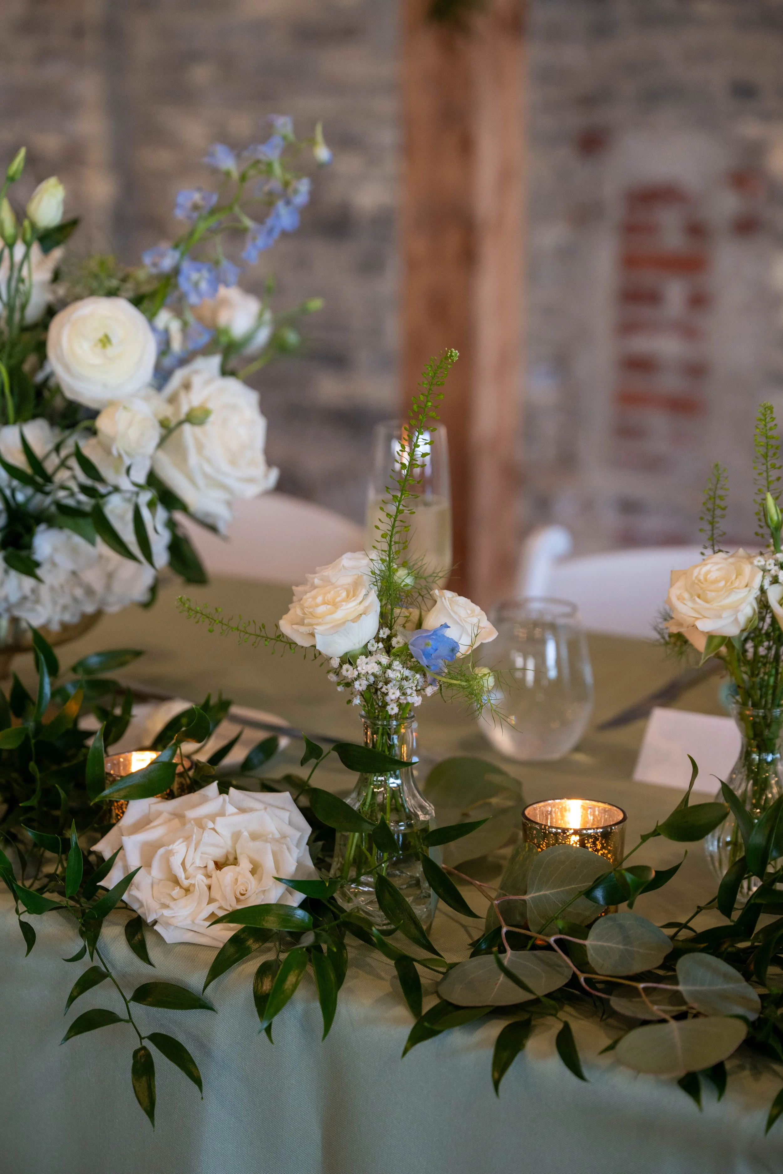 bud vases