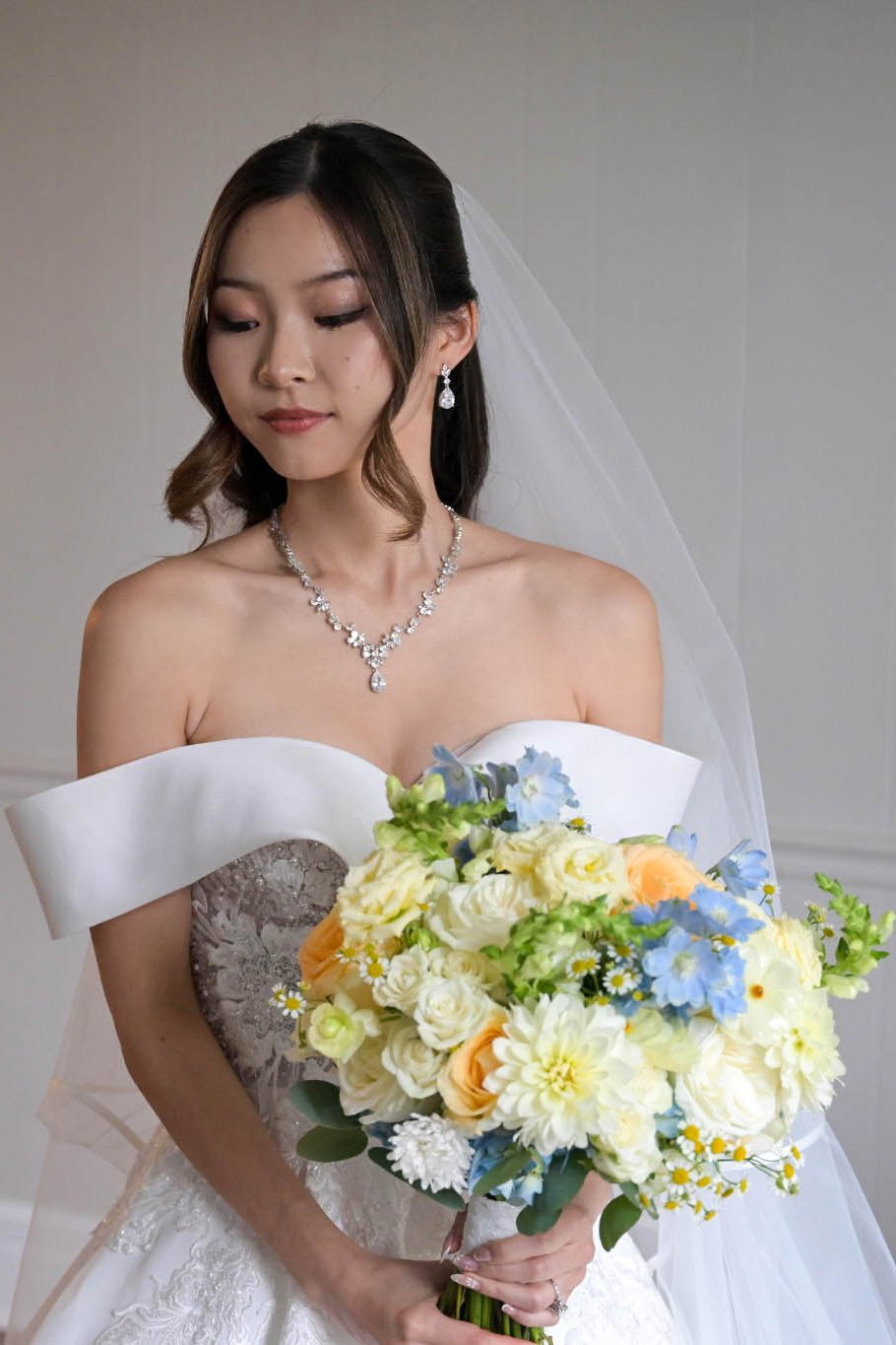 soft yellow bridal bouquet