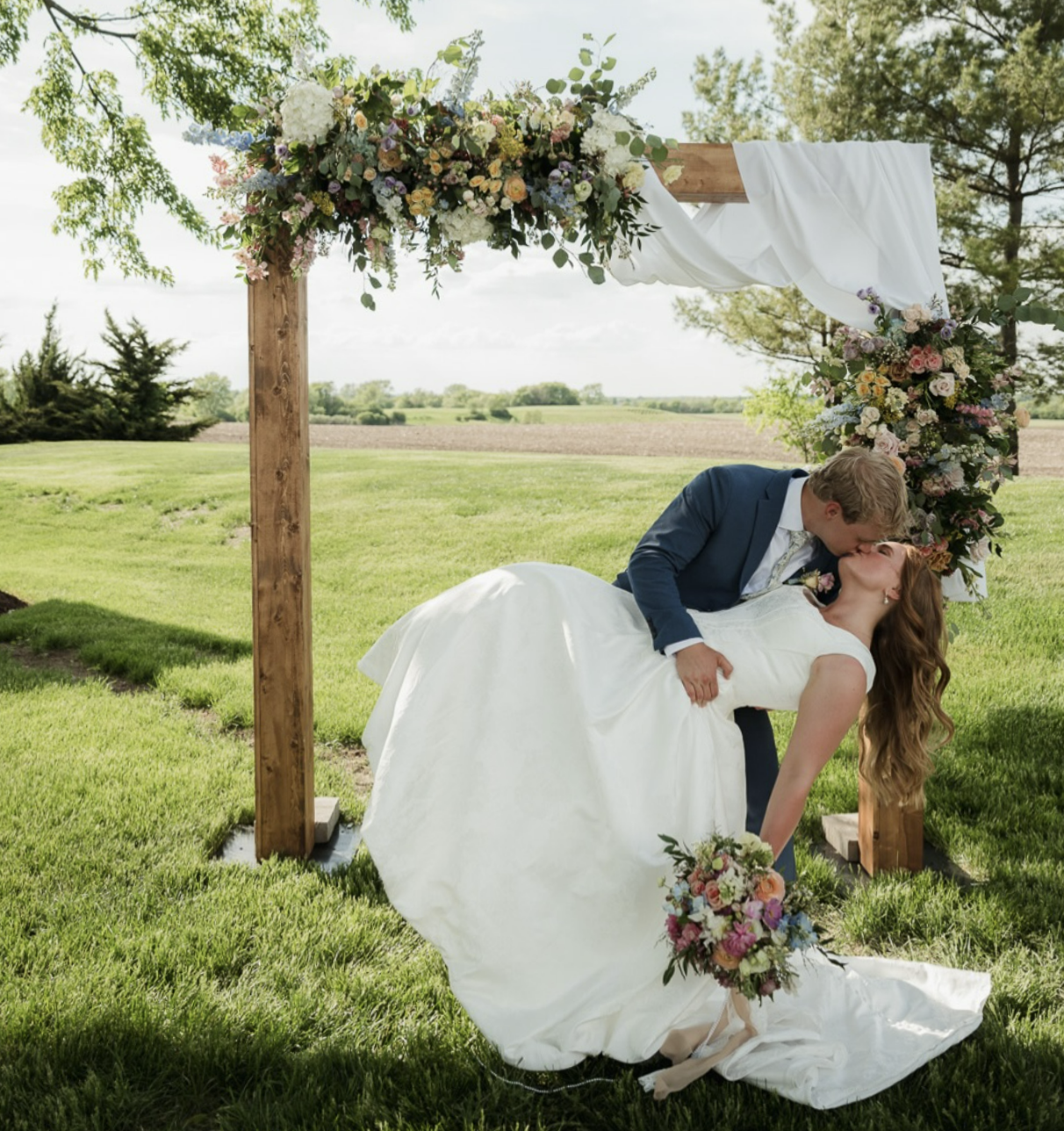 wood wedding arch 