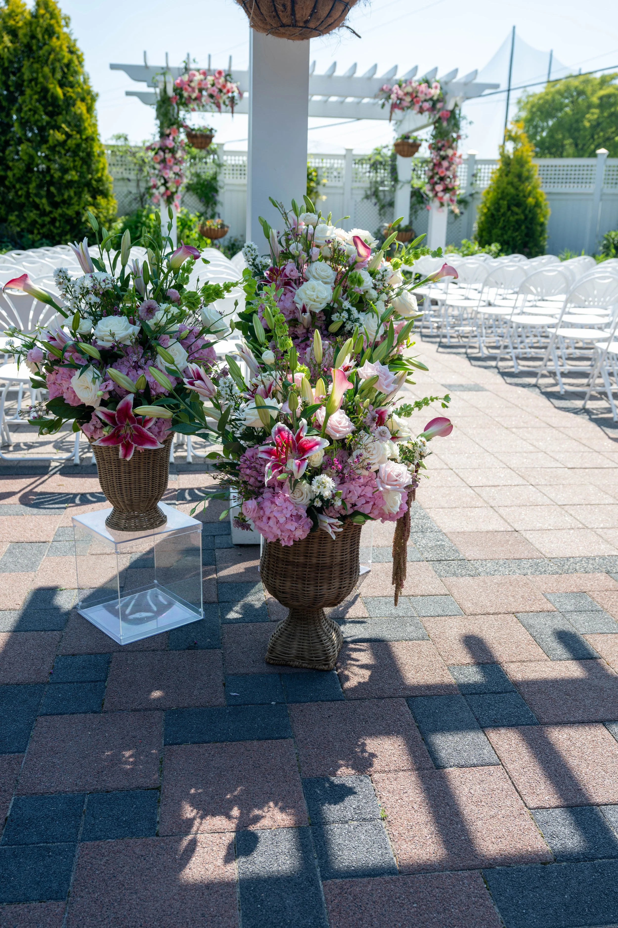 welcome wedding flowers