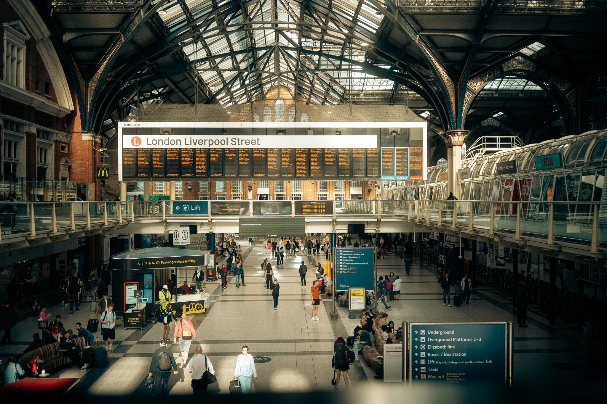 Morning rush hour at Liverpool Street Station.