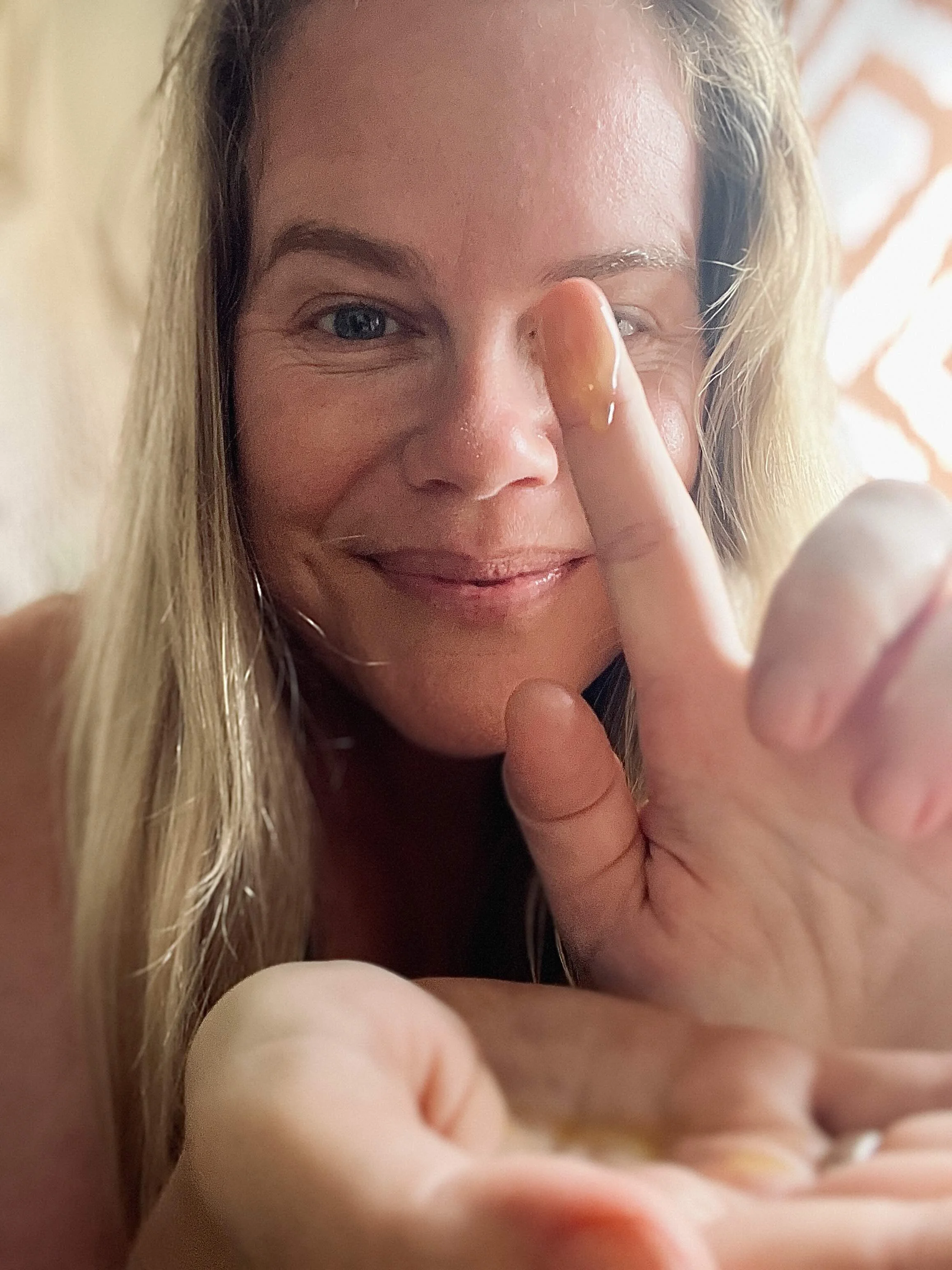 Tara Cooney shows the Mermaid's Secret serum