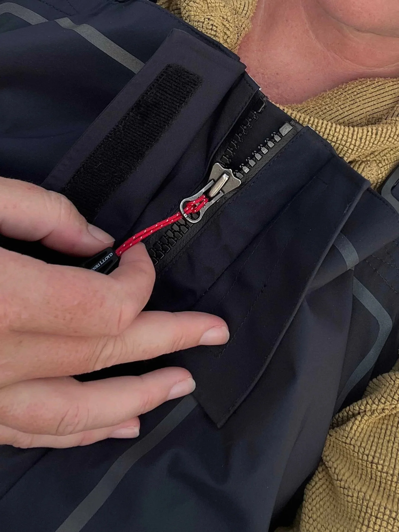 Henri-Lloyd zip - heavy duty water proof and easy to undo on salopettes