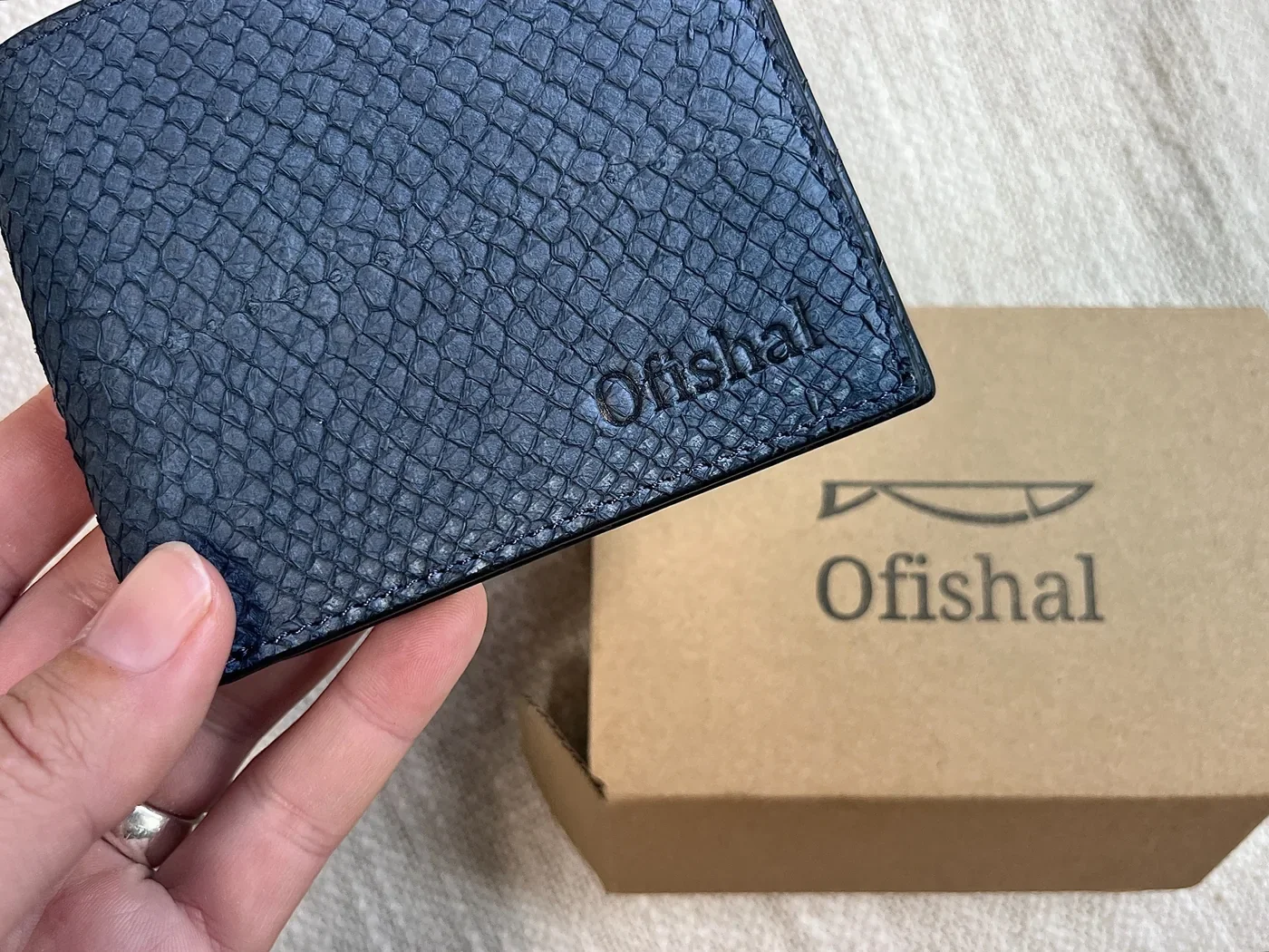 Ofishal wallet in ocean blue