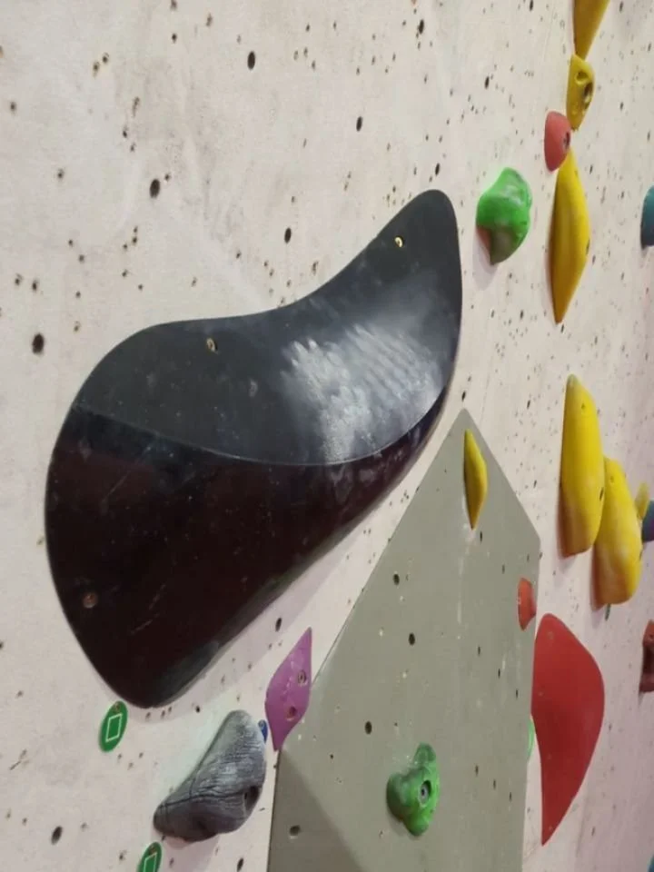 More Back wall Black and yellow Beta 🐝

Don't forget we take beta requests! If there's a route confusing you let us know!