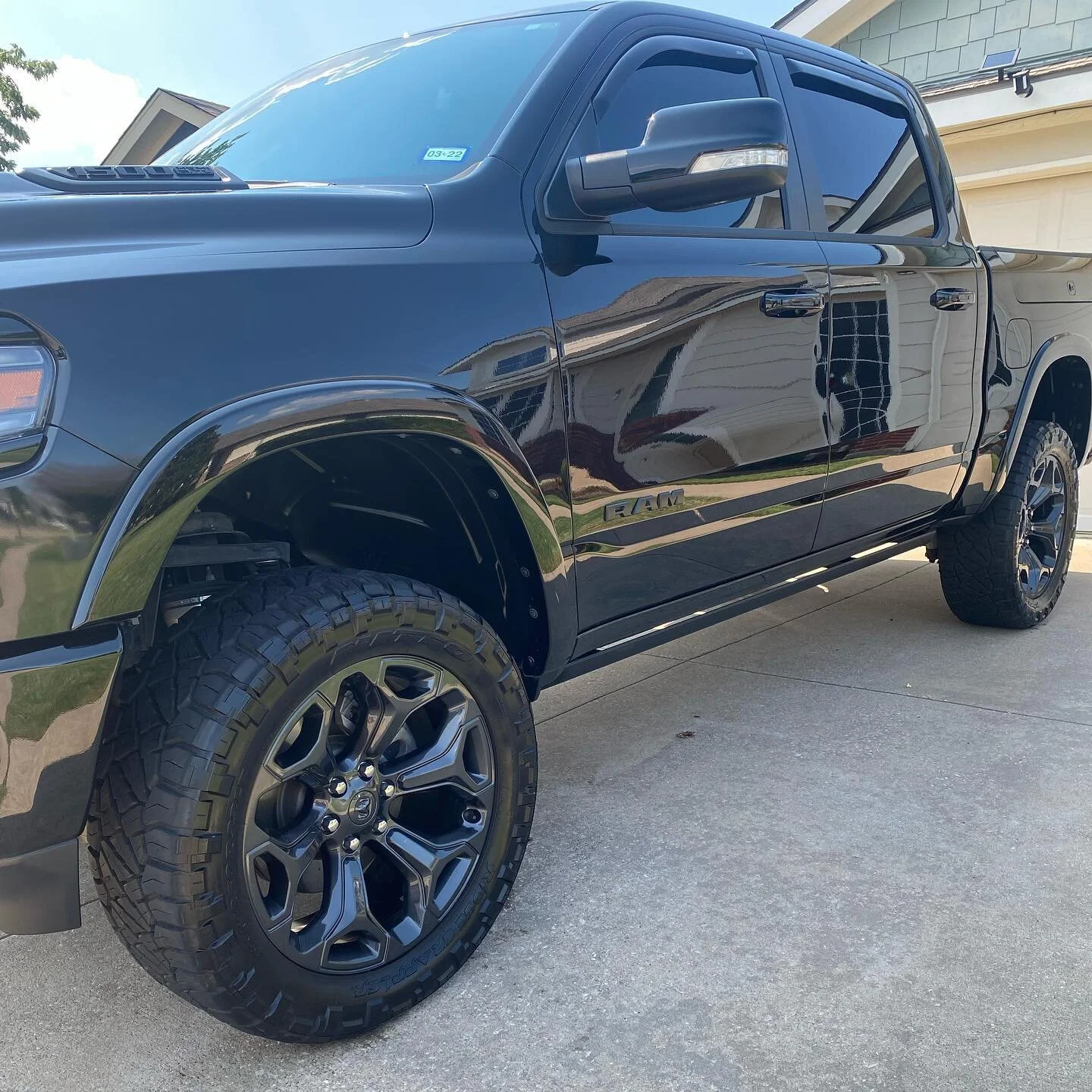 Advanced Interior and Exterior on this Dodge Ram 1500.

To book your appointment with us, give us a Call/Text/DM.