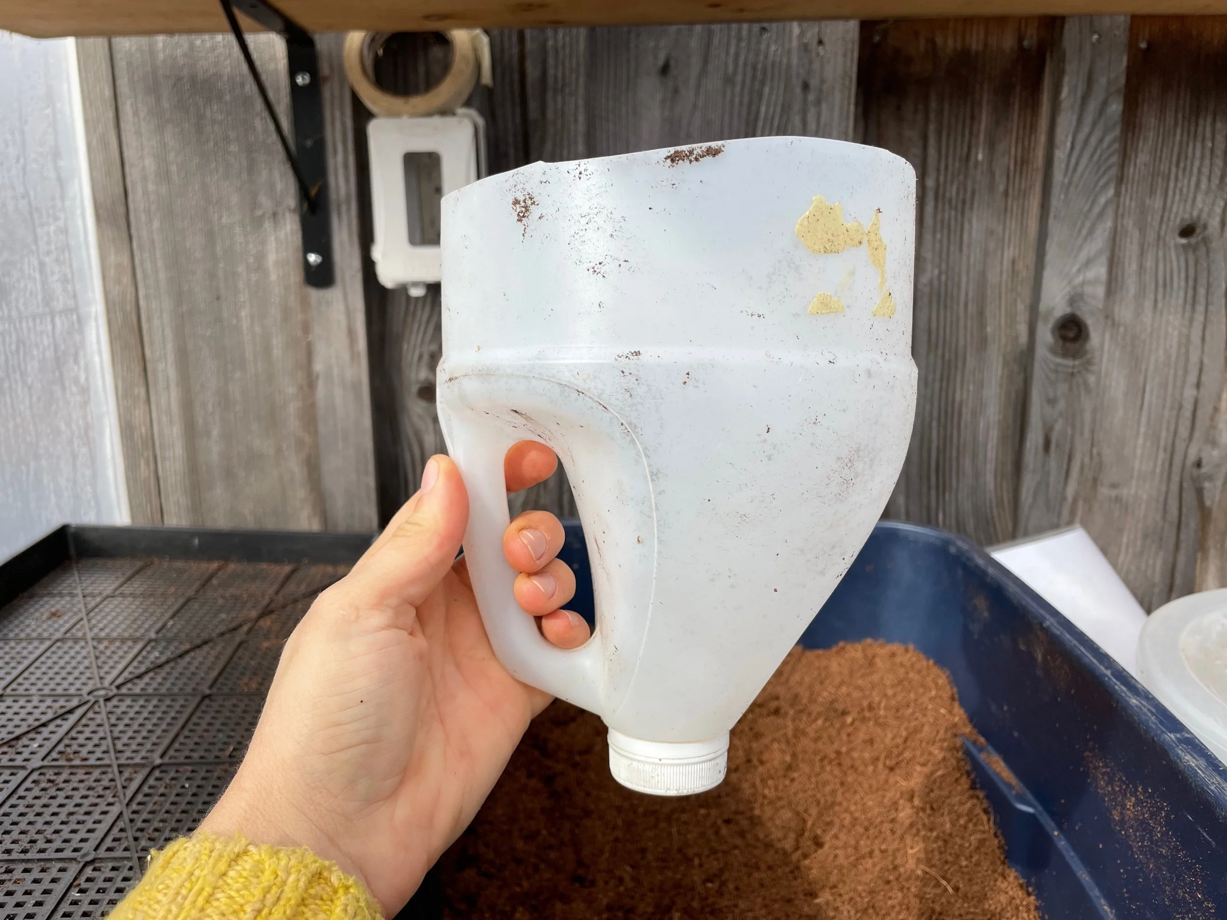 How to Calculate Fertilizer Blend Application Rates — Kat the Farmer